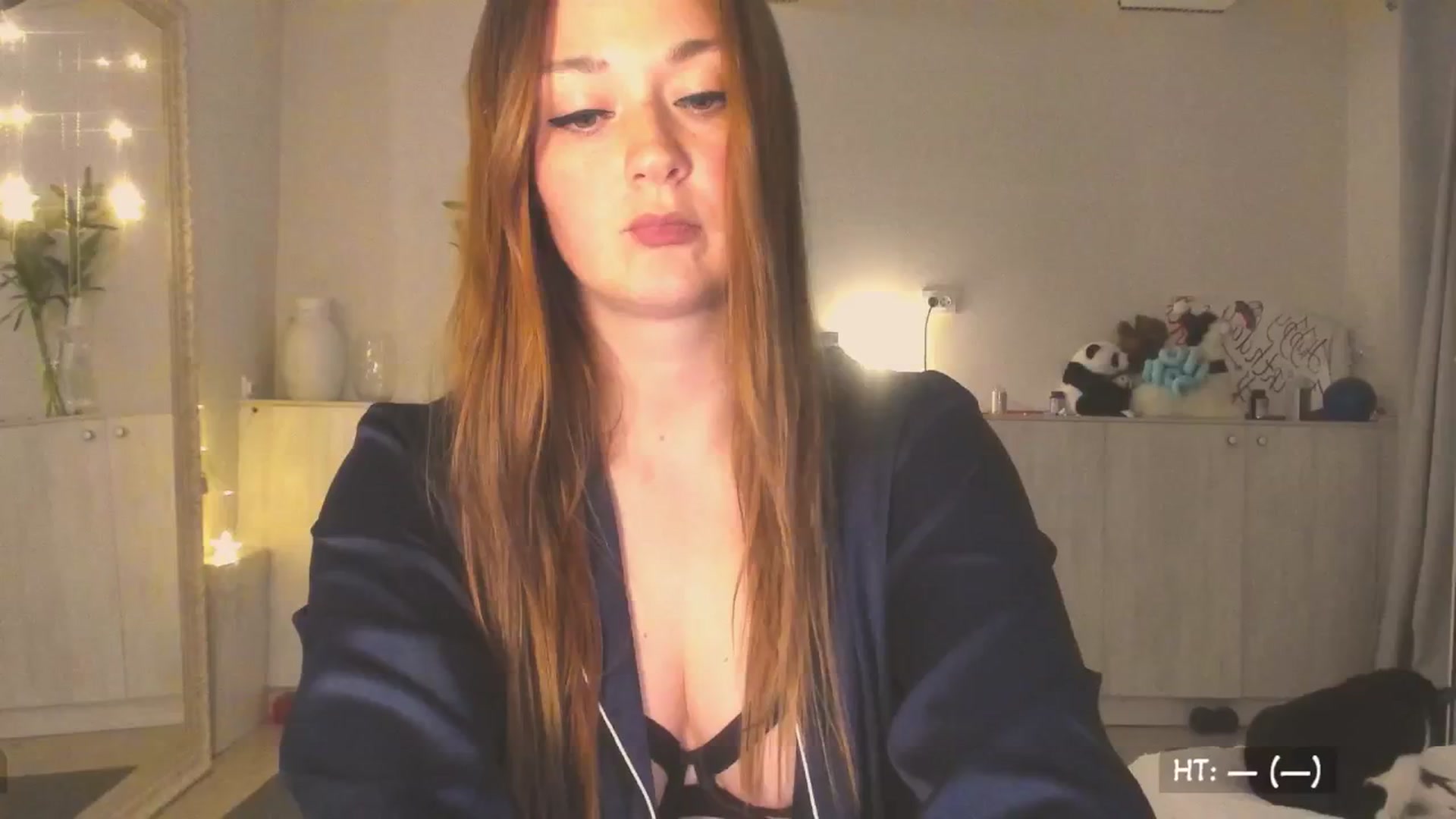 Gallery image thumbnail from Hot_Bun's myfreecams stream on, 06/28/2025, 01:38 image 2 of 20