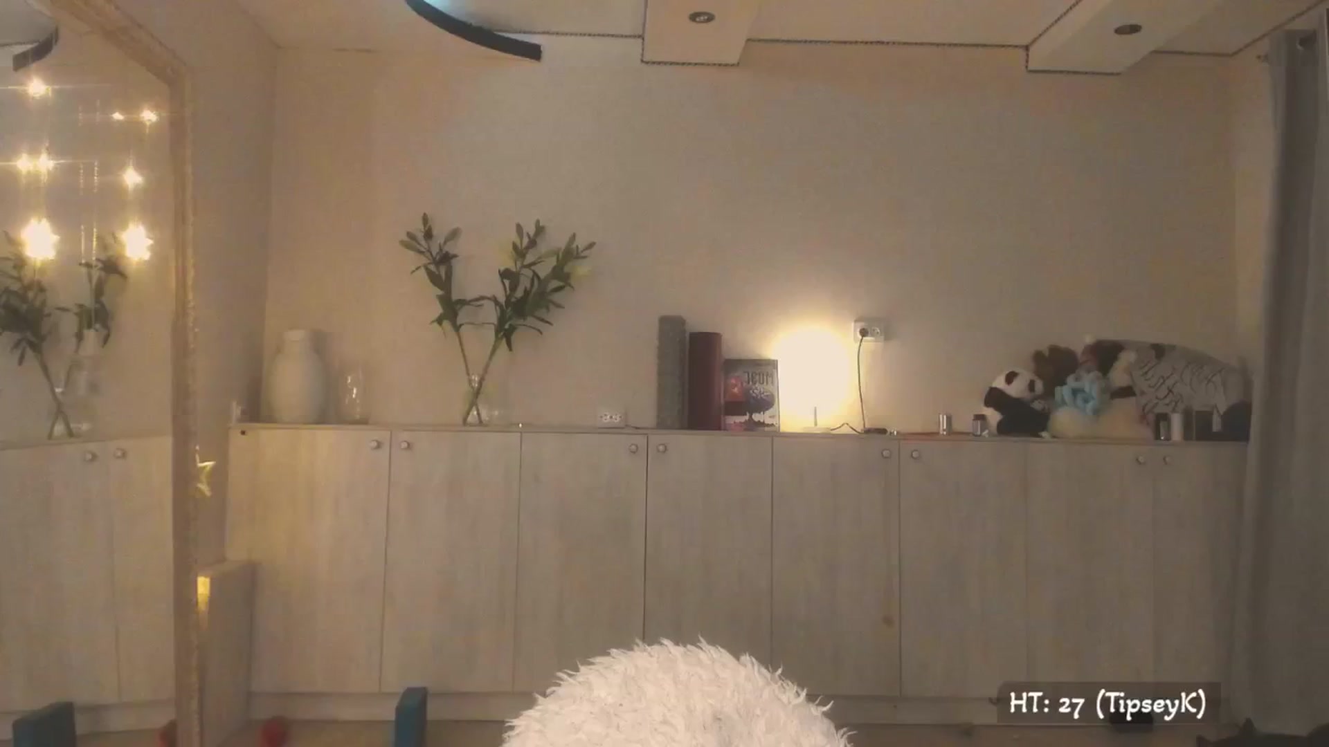 Gallery image thumbnail from Hot_Bun's myfreecams stream on, 06/28/2025, 23:40 image 7 of 20