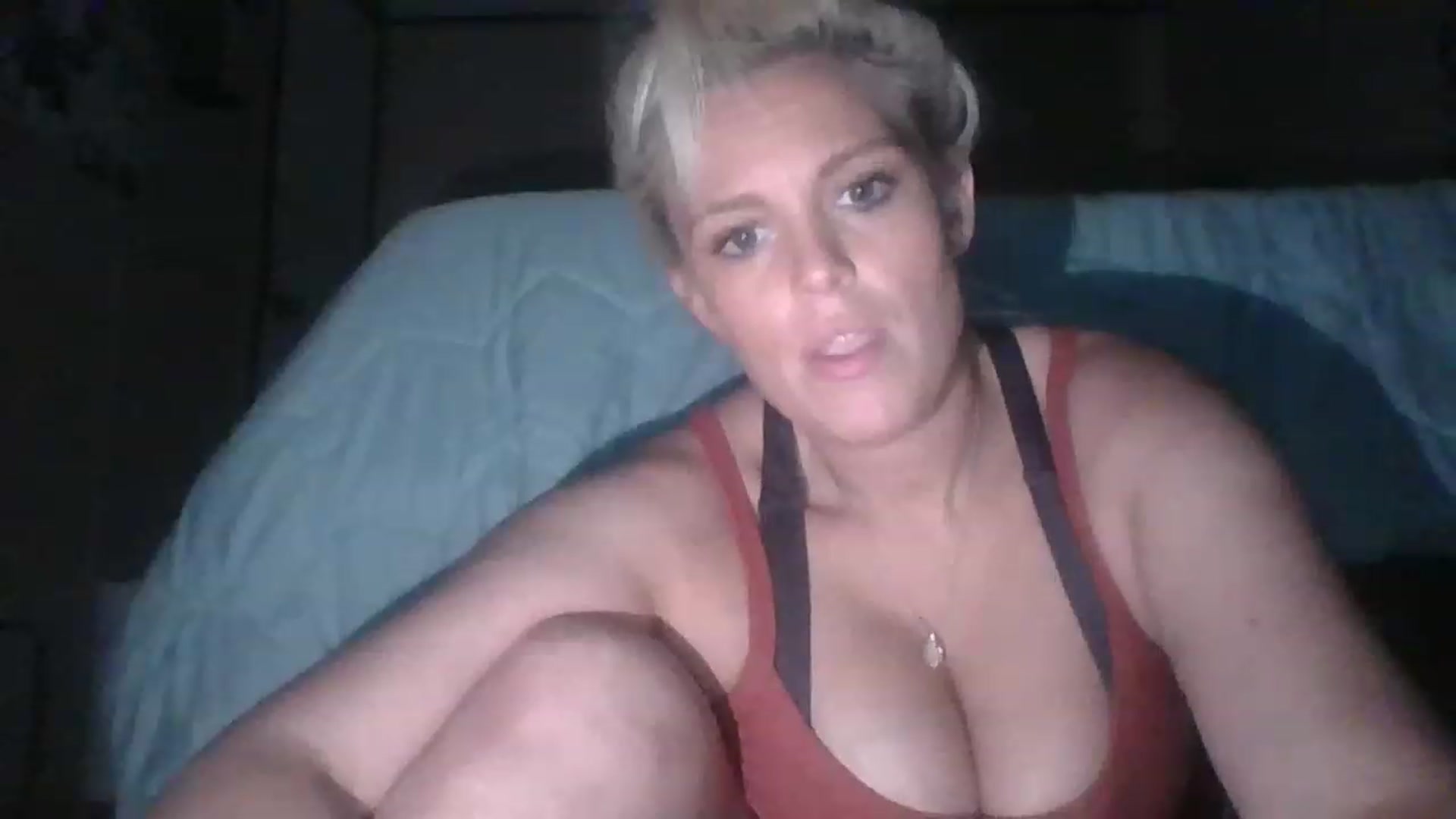 Gallery image thumbnail from Hot_HouseWife's myfreecams stream on, 05/11/2023, 09:19 image 14 of 20