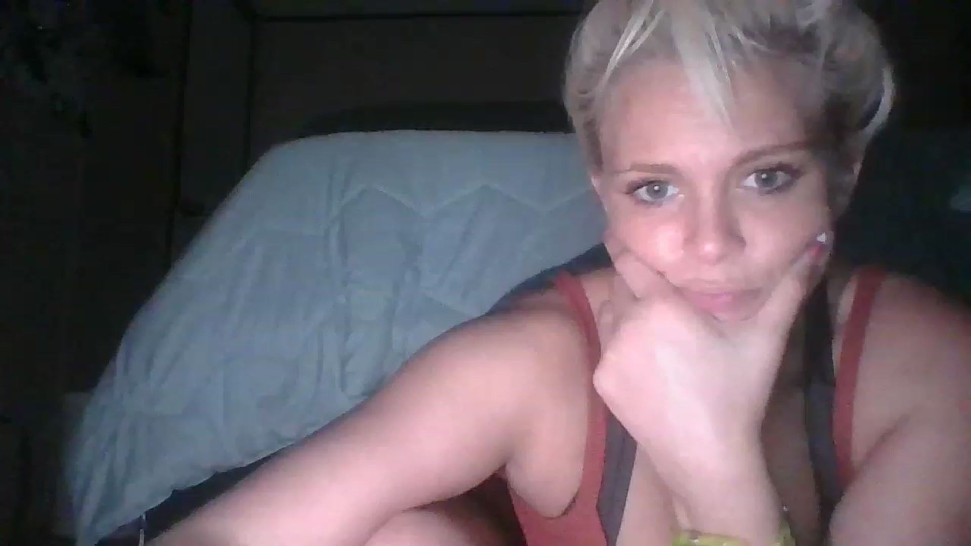 Gallery image thumbnail from Hot_HouseWife's myfreecams stream on, 05/11/2023, 09:19 image 13 of 20