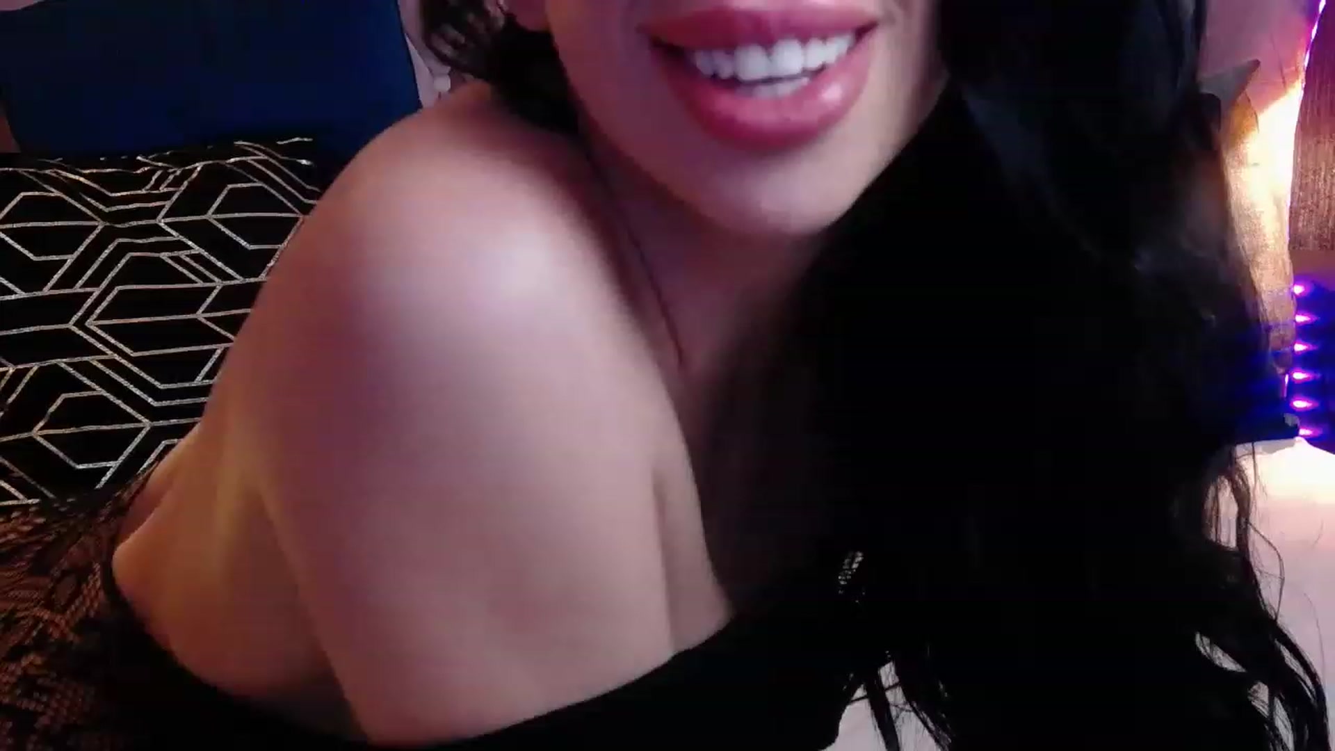 Gallery image thumbnail from Hot_Madness_'s myfreecams stream on, 03/11/2023, 19:52 image 18 of 20