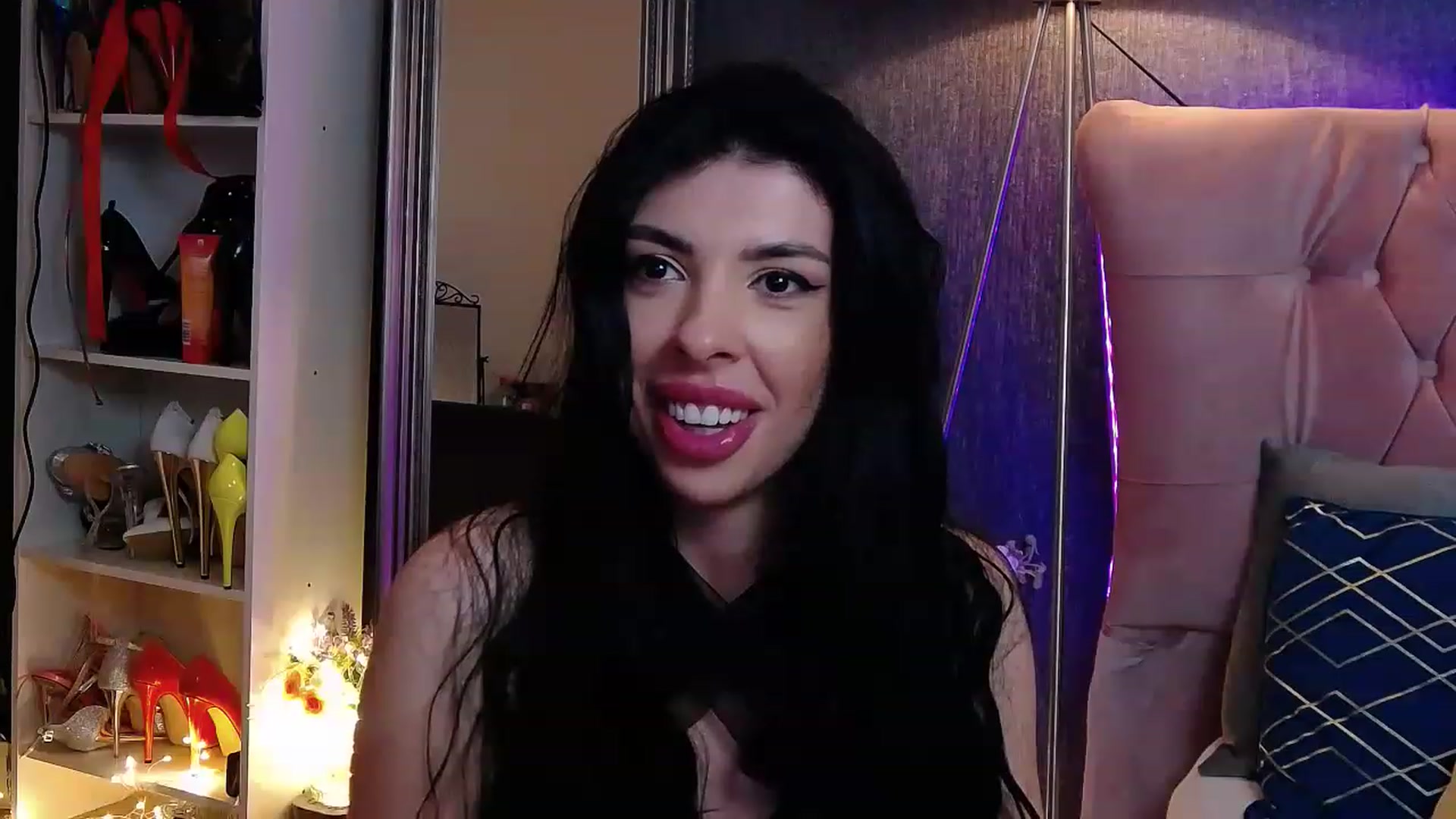 Gallery image thumbnail from Hot_Madness_'s myfreecams stream on, 05/25/2023, 12:19 image 15 of 20