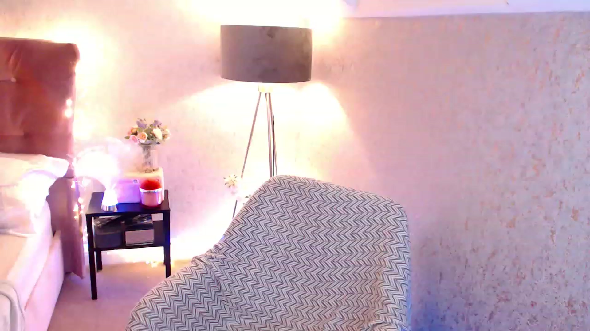 Gallery image thumbnail from Hot_Madness_'s myfreecams stream on, 06/19/2023, 03:47 image 3 of 20