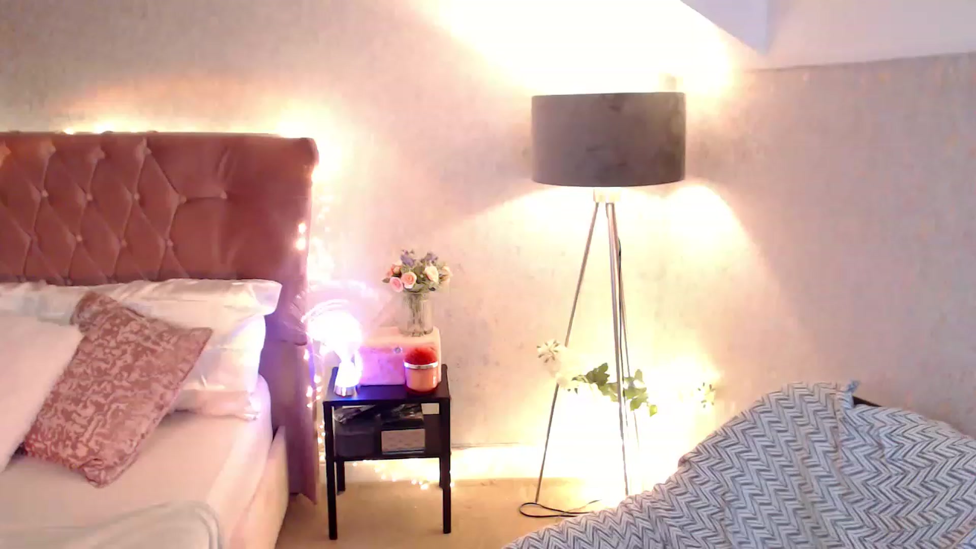 Gallery image thumbnail from Hot_Madness_'s myfreecams stream on, 06/20/2023, 24:00 image 20 of 20