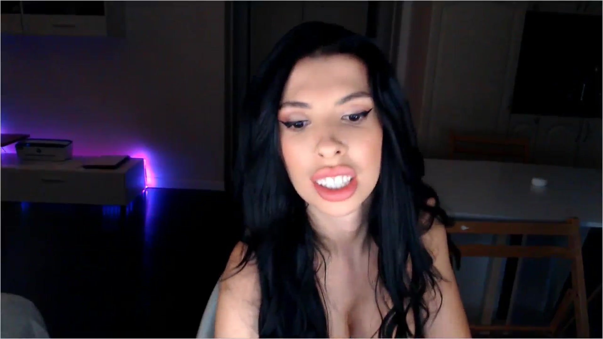 Gallery image thumbnail from Hot_Madness_'s myfreecams stream on, 09/25/2023, 19:25 image 14 of 20