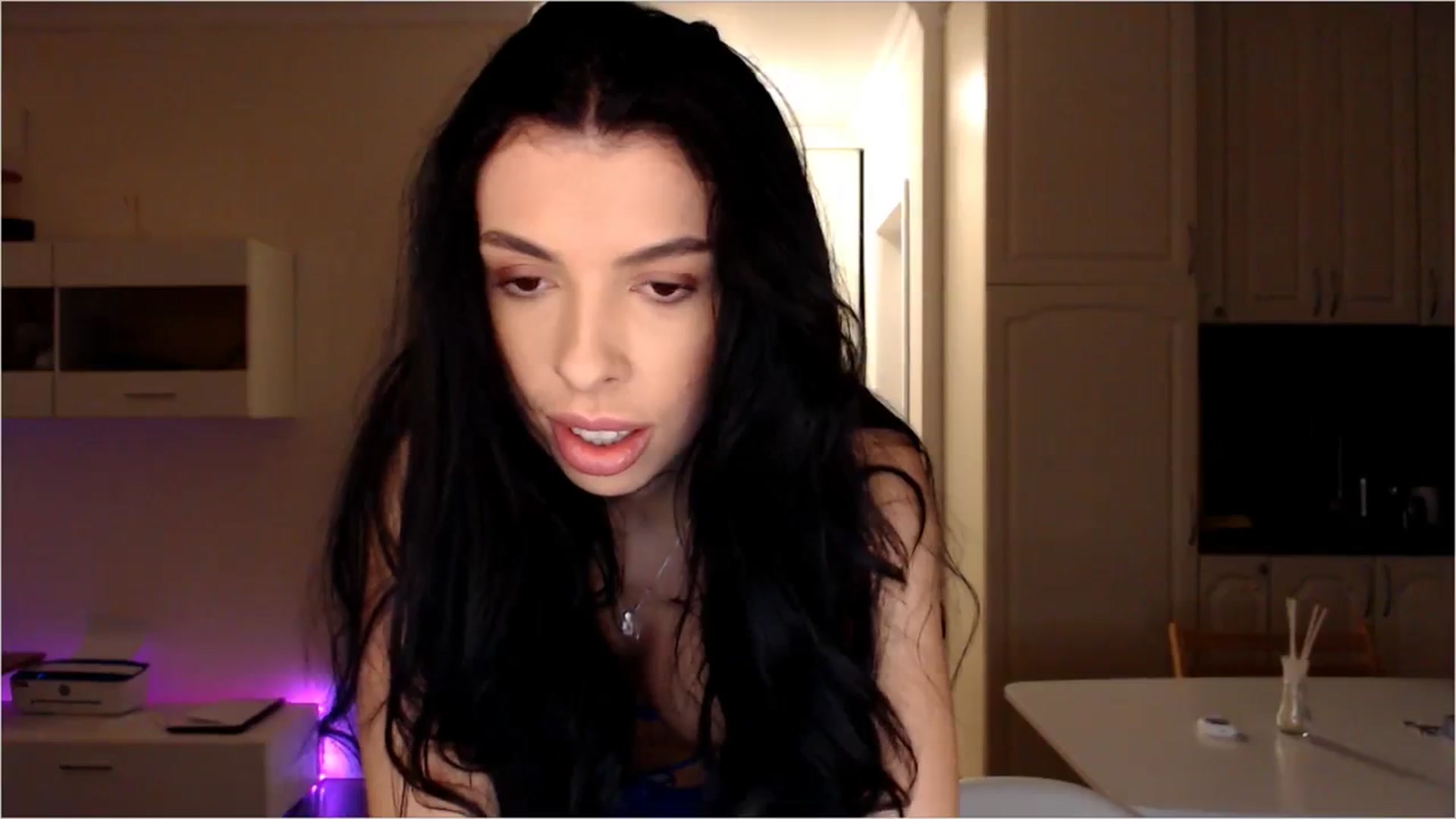 Gallery image thumbnail from Hot_Madness_'s myfreecams stream on, 11/18/2023, 17:11 image 2 of 20