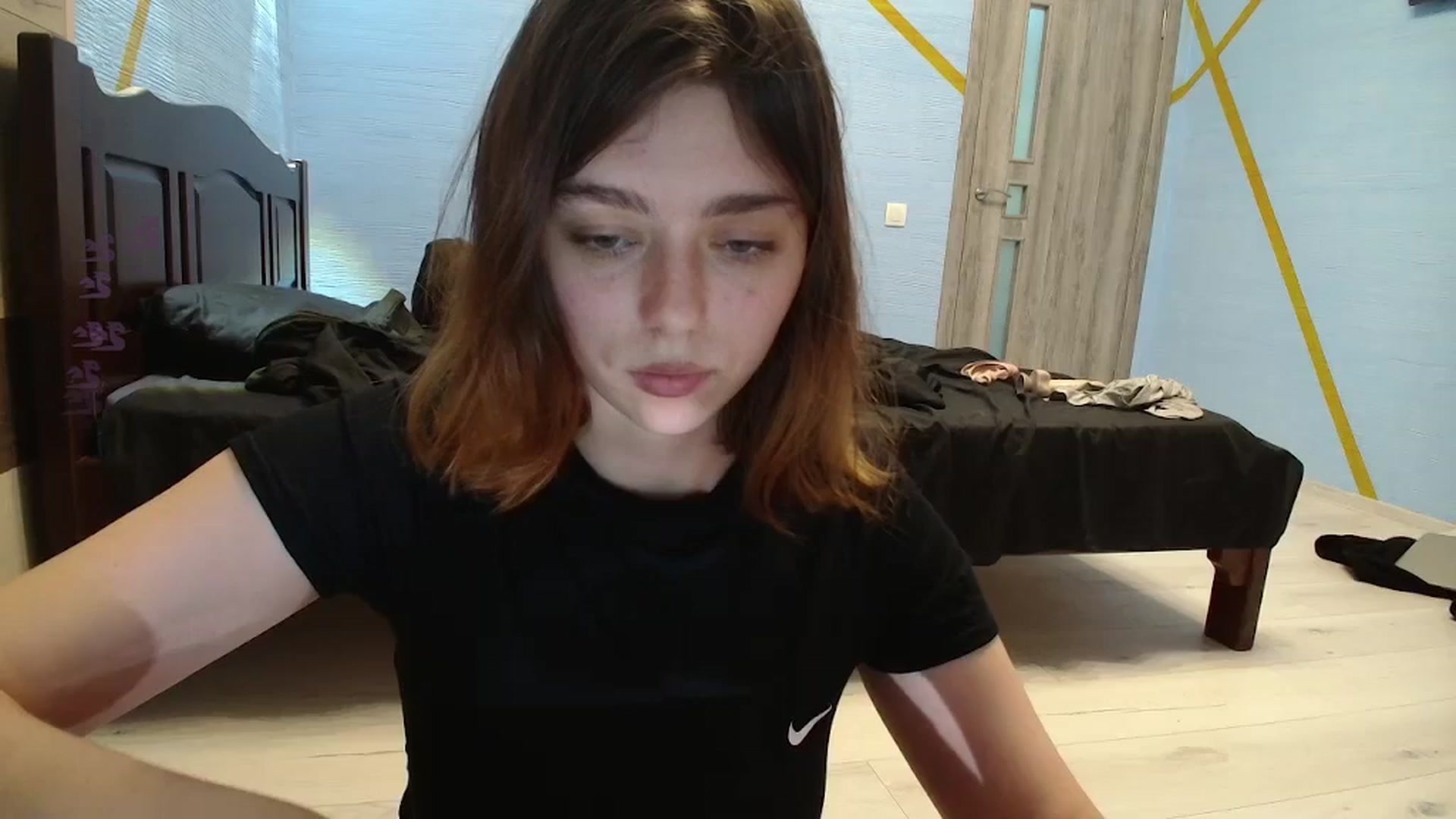 Gallery image thumbnail from Hot_Weells's myfreecams stream on, 09/14/2025, 18:00 image 4 of 20