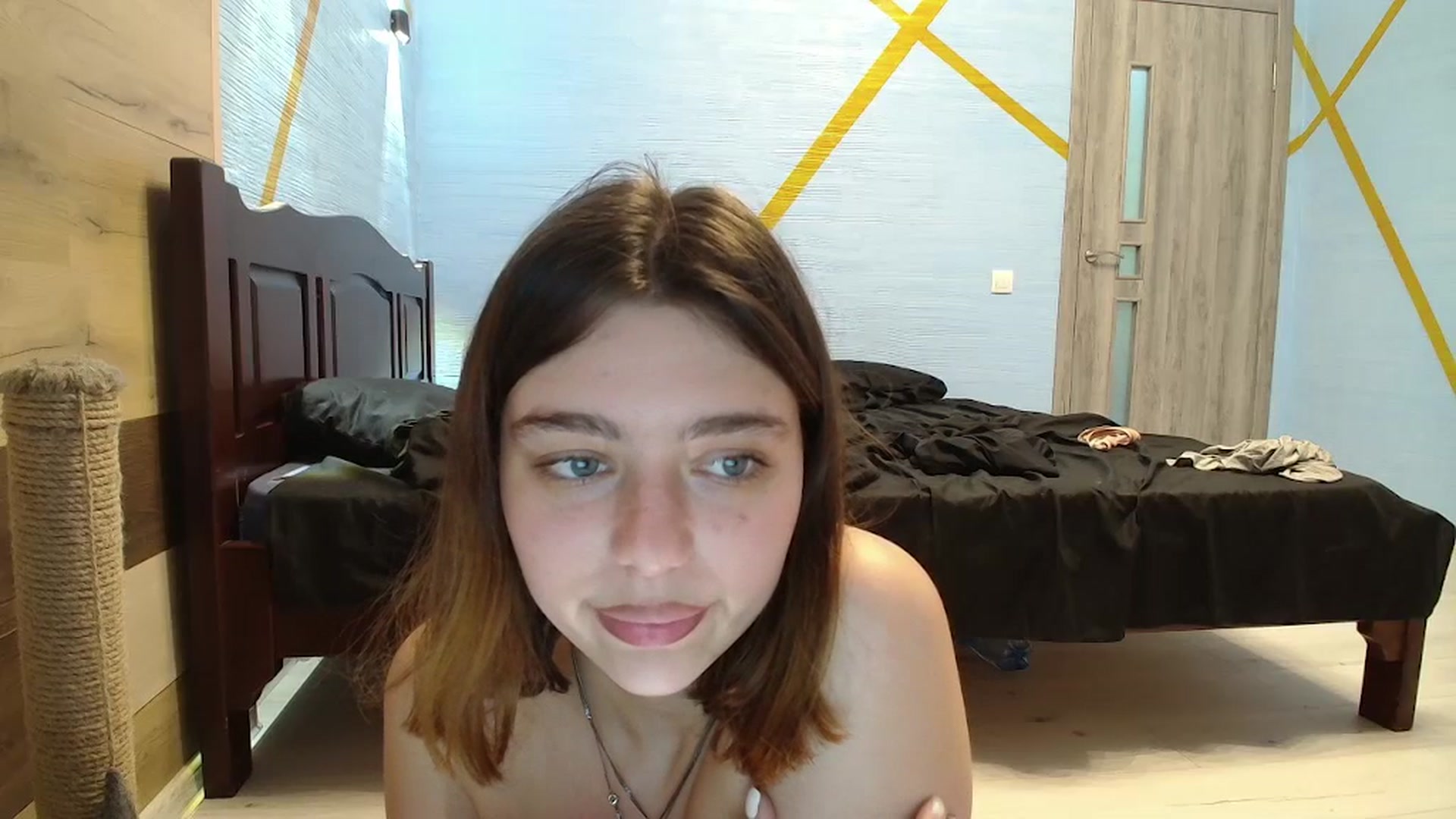 Gallery image thumbnail from Hot_Weells's myfreecams stream on, 09/14/2025, 18:40 image 19 of 20