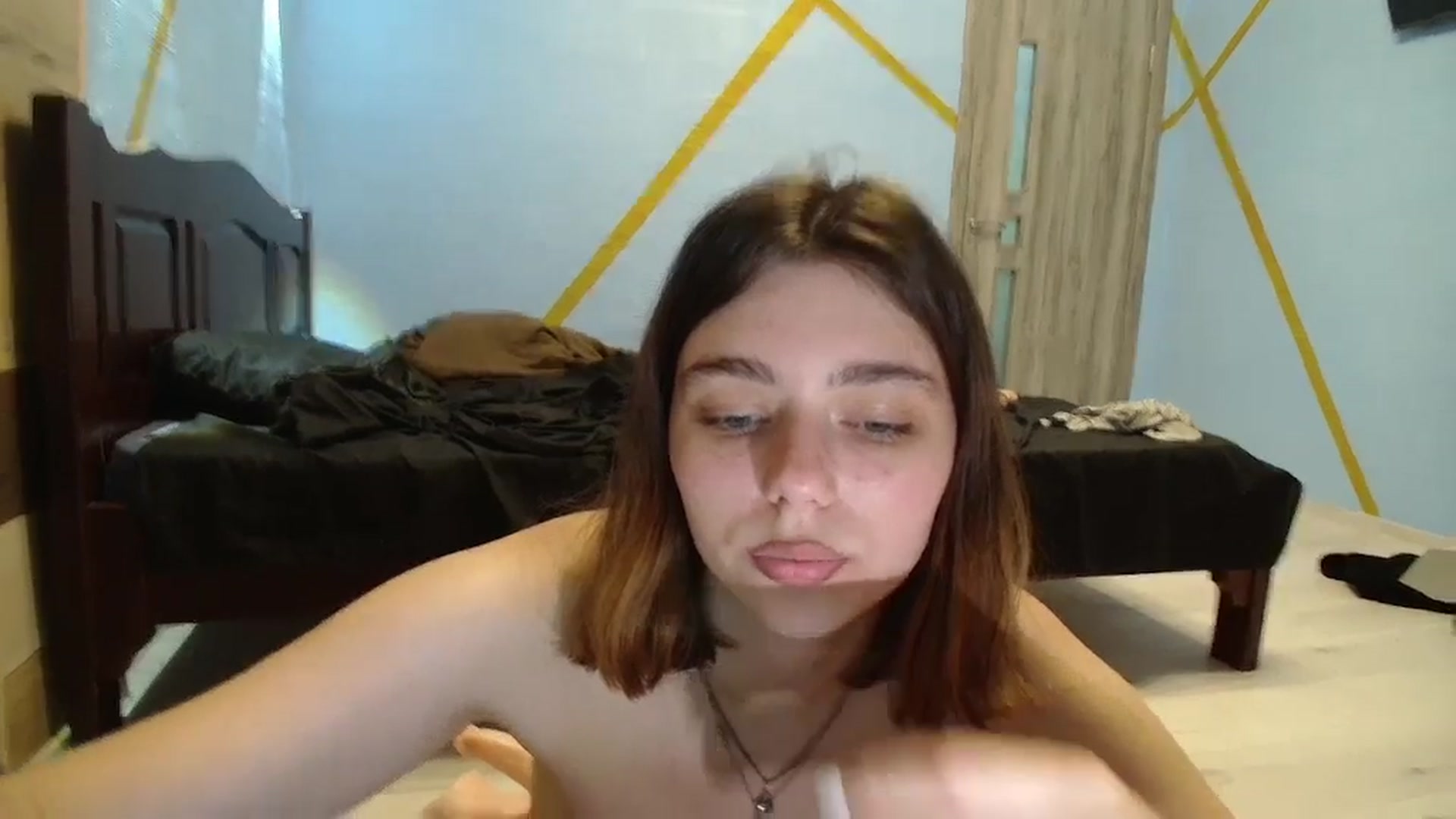 Gallery image thumbnail from Hot_Weells's myfreecams stream on, 09/14/2025, 18:40 image 13 of 20