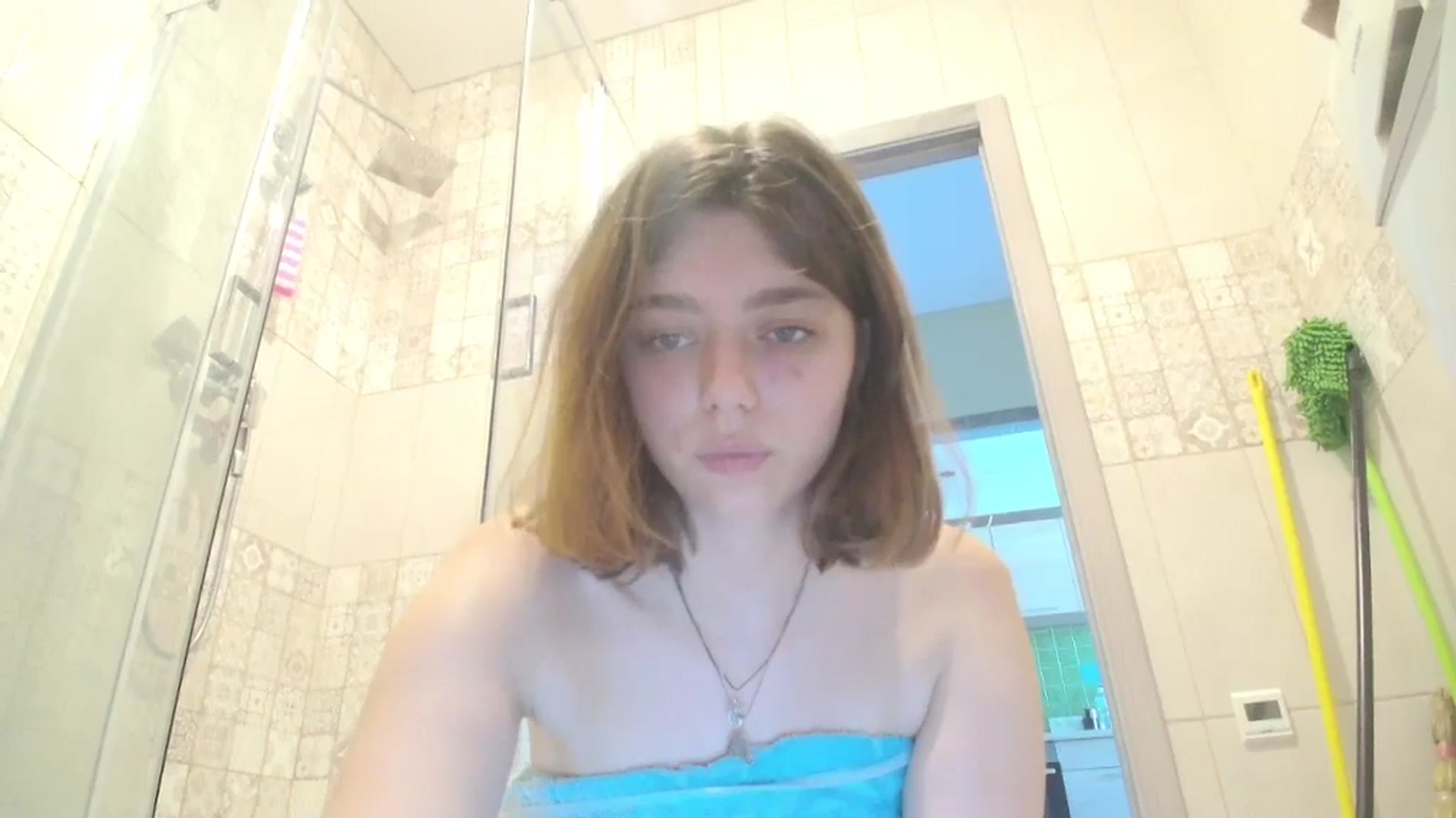 Gallery image thumbnail from Hot_Weells's myfreecams stream on, 09/16/2025, 13:37 image 13 of 20