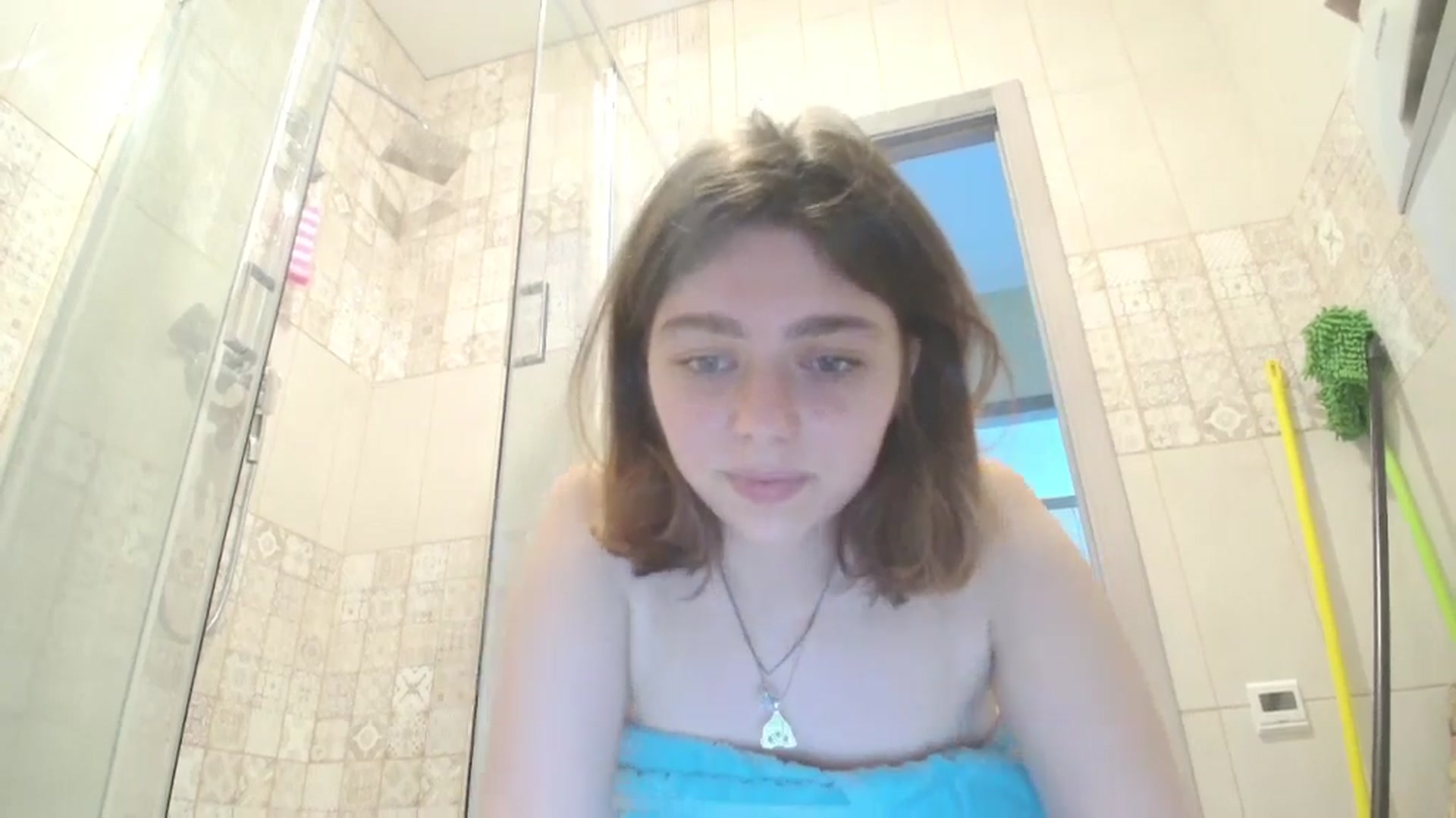 Gallery image thumbnail from Hot_Weells's myfreecams stream on, 09/16/2025, 13:37 image 7 of 20
