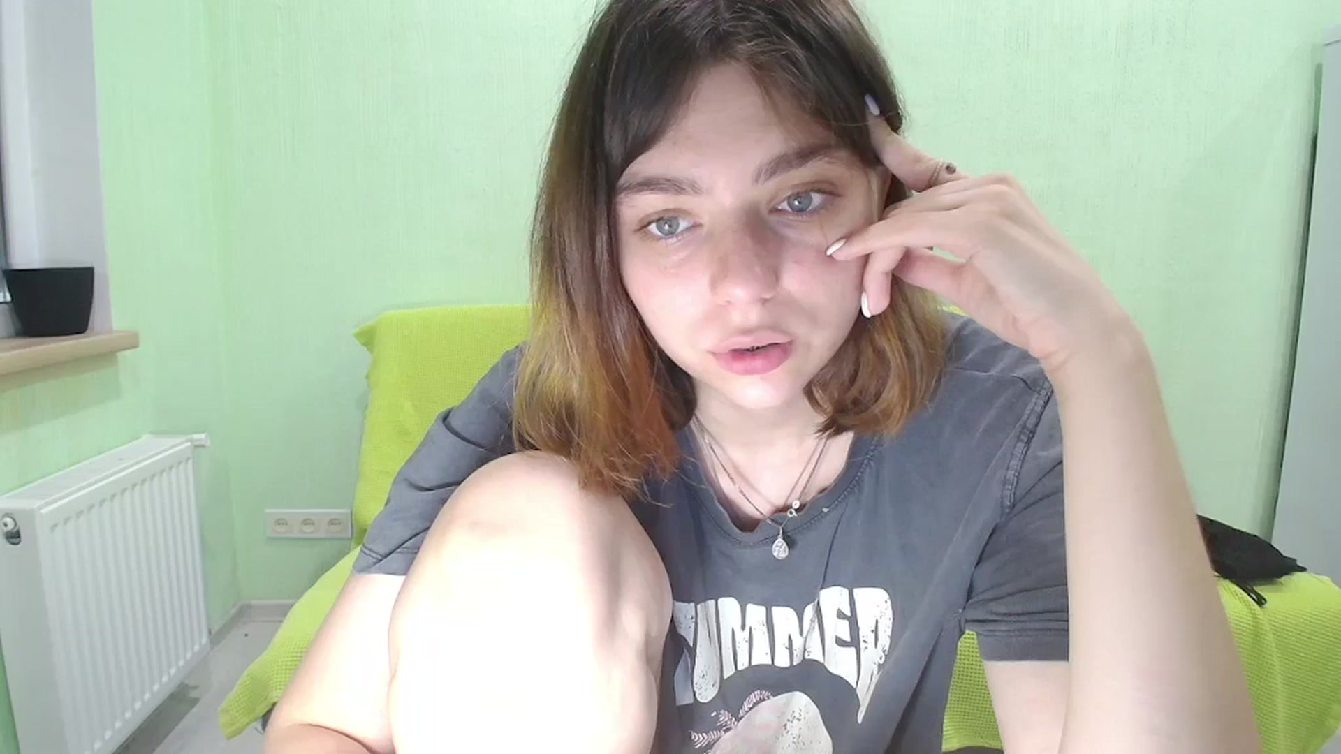 Gallery image thumbnail from Hot_Weells's myfreecams stream on, 09/16/2025, 21:47 image 8 of 20