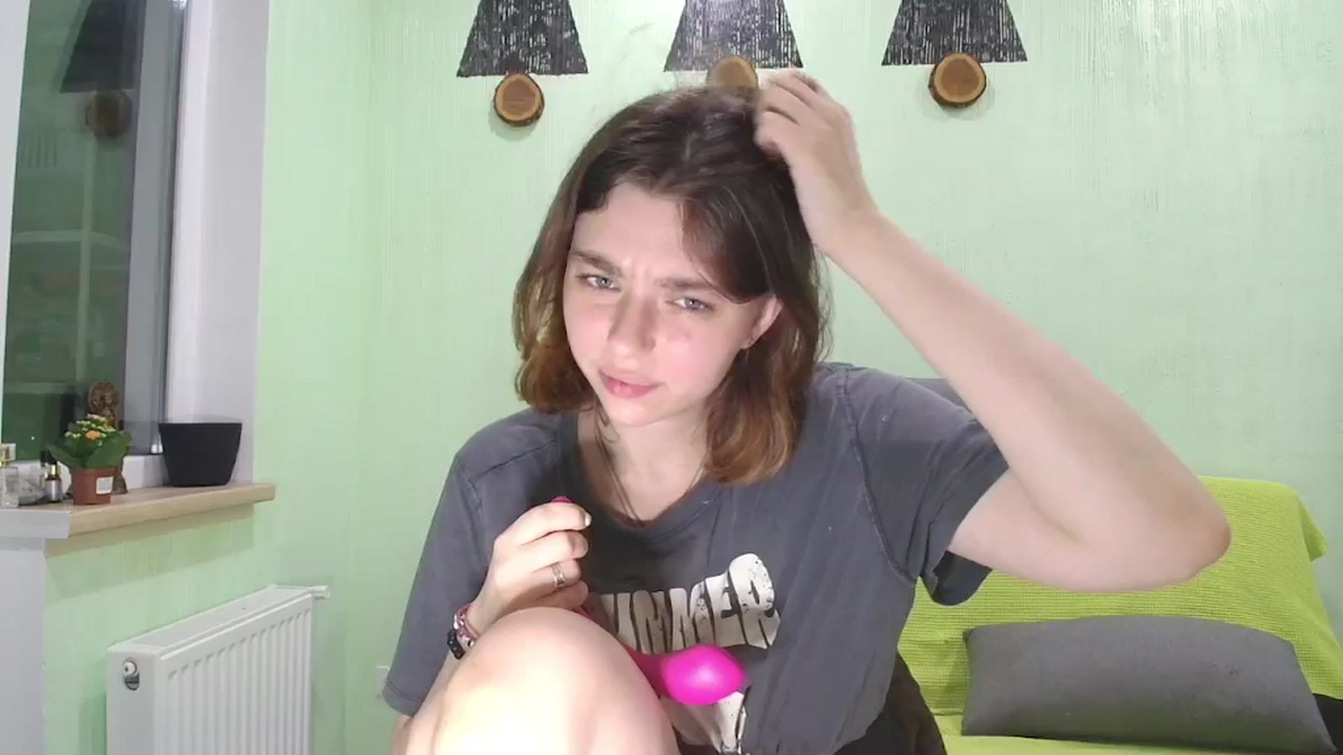Gallery image thumbnail from Hot_Weells's myfreecams stream on, 09/16/2025, 21:47 image 20 of 20