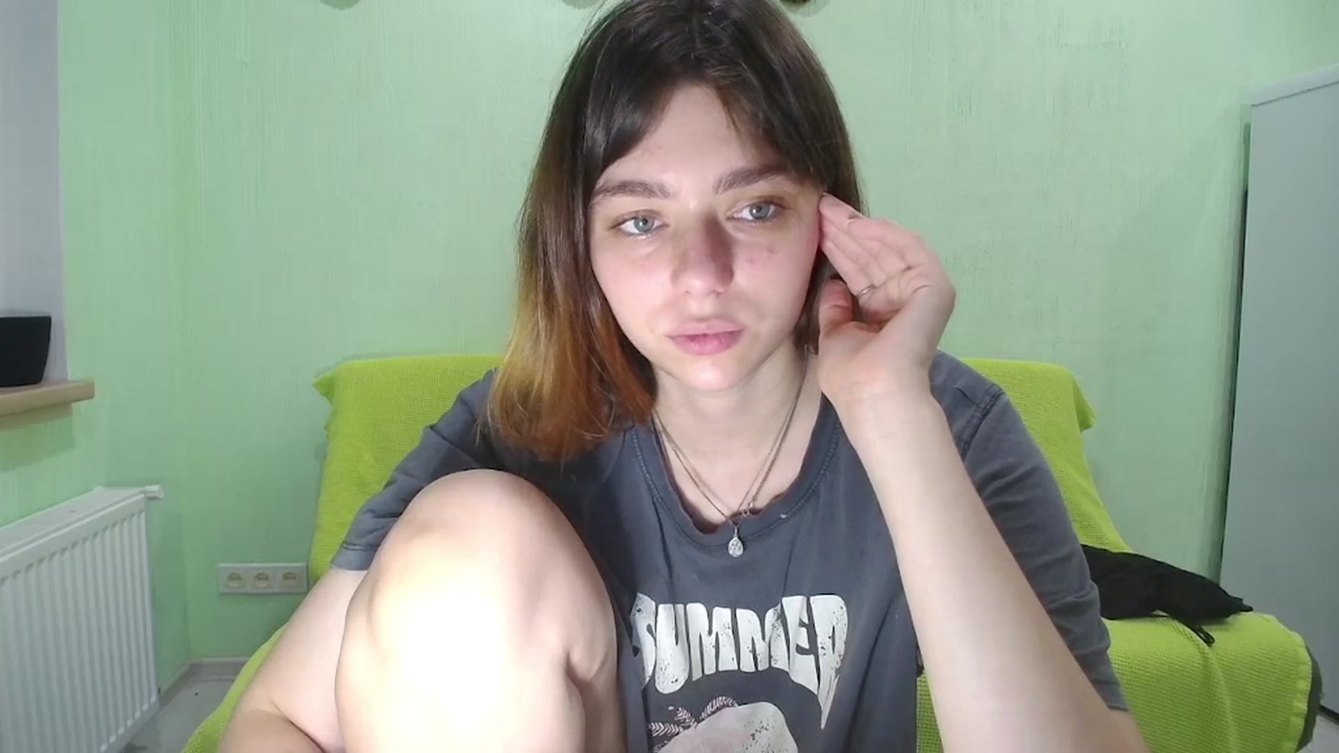 Gallery image thumbnail from Hot_Weells's myfreecams stream on, 09/16/2025, 21:47 image 7 of 20