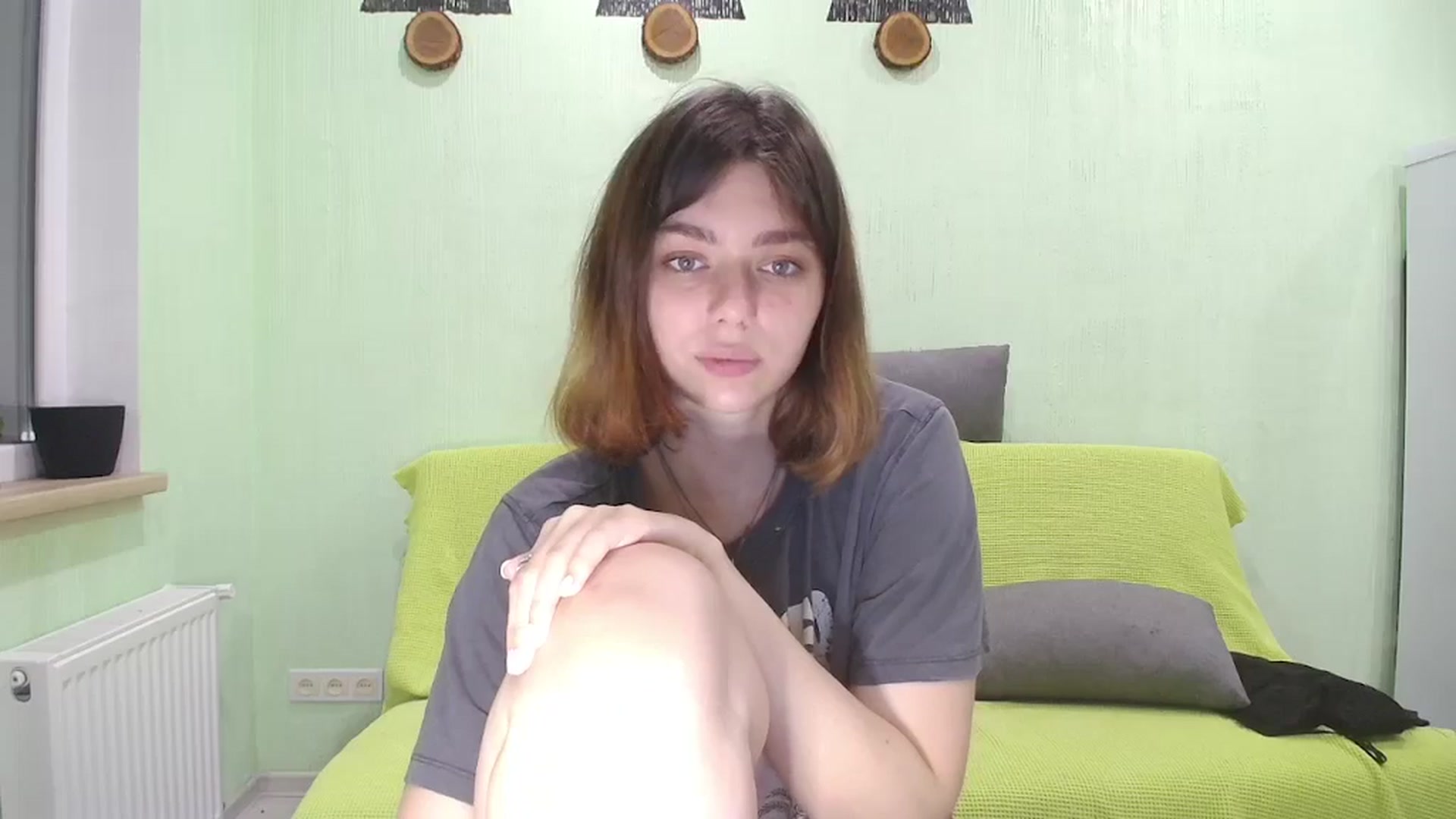 Gallery image thumbnail from Hot_Weells's myfreecams stream on, 09/16/2025, 21:47 image 9 of 20