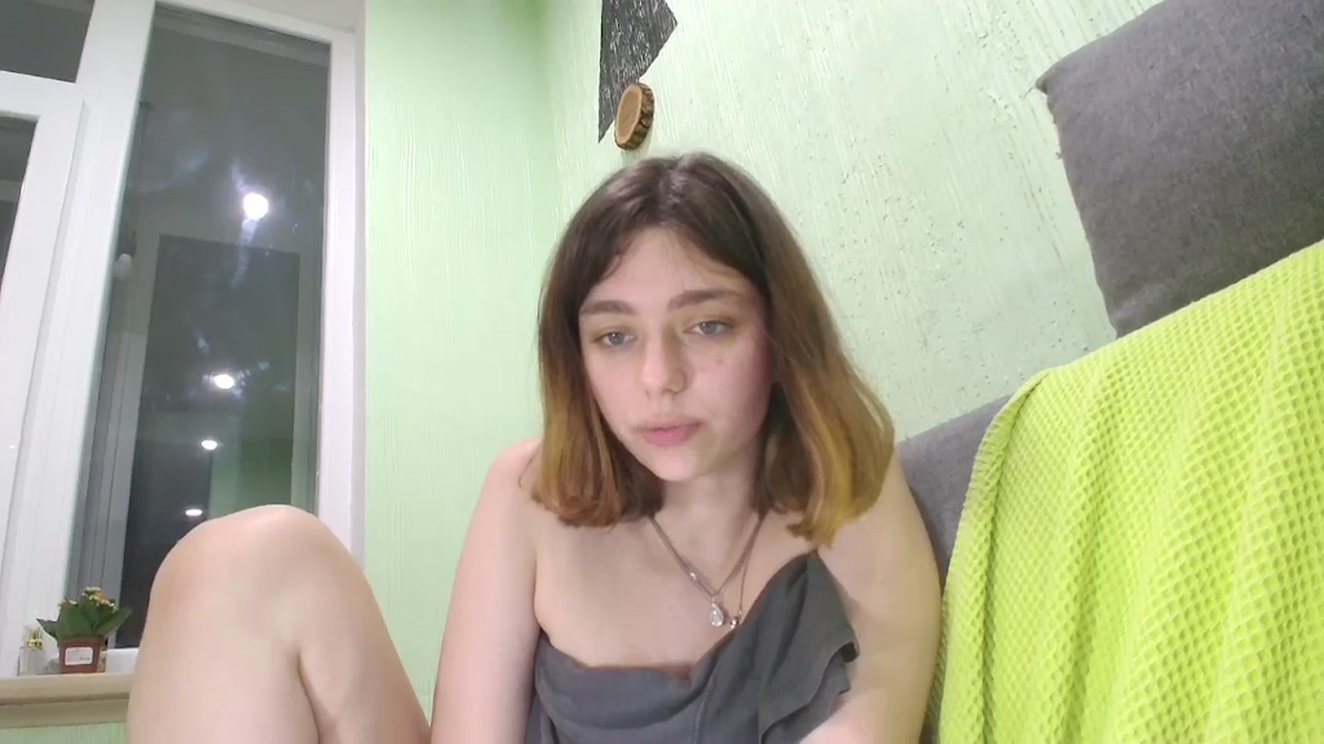 Gallery image thumbnail from Hot_Weells's myfreecams stream on, 09/16/2025, 22:57 image 14 of 20