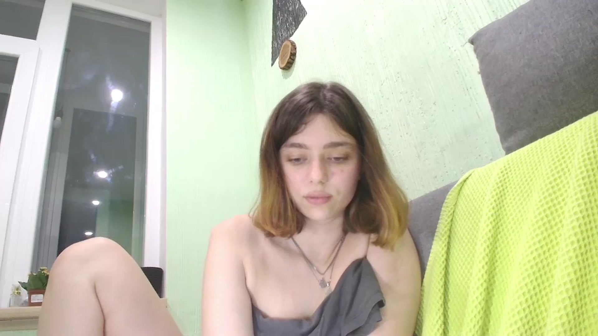 Gallery image thumbnail from Hot_Weells's myfreecams stream on, 09/16/2025, 22:57 image 15 of 20