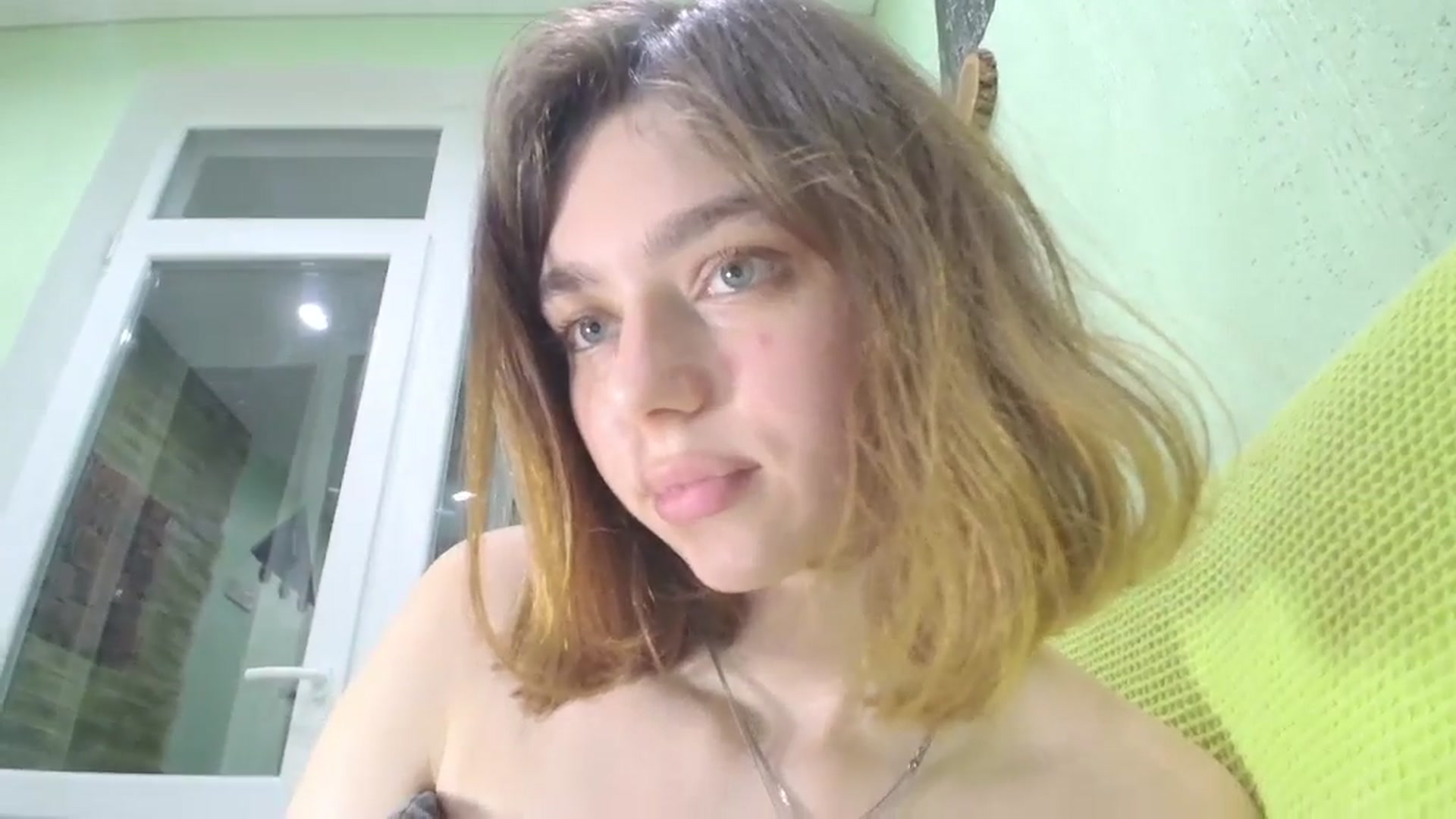 Gallery image thumbnail from Hot_Weells's myfreecams stream on, 09/16/2025, 23:22 image 2 of 20
