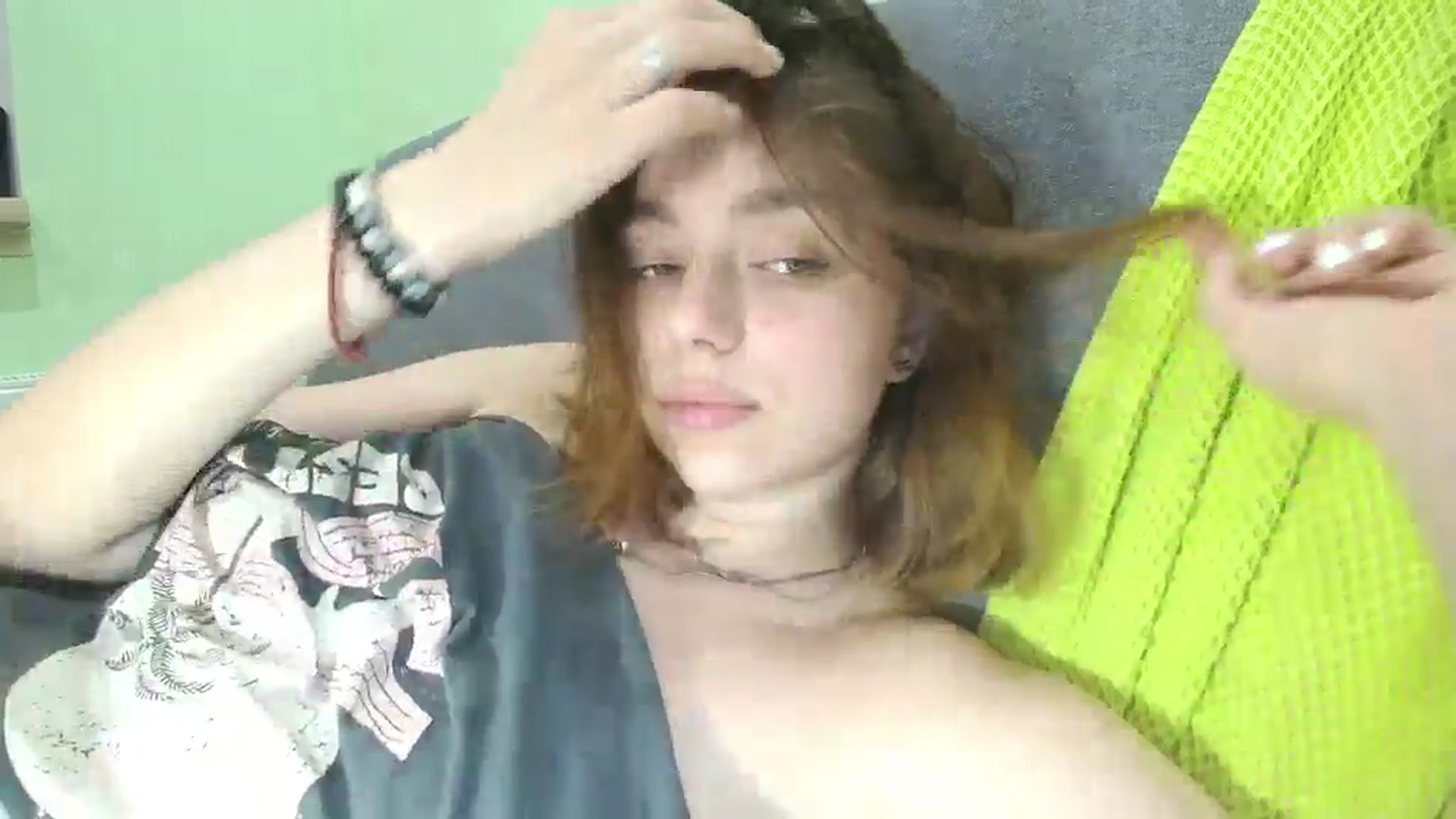 Gallery image thumbnail from Hot_Weells's myfreecams stream on, 09/16/2025, 23:22 image 15 of 20