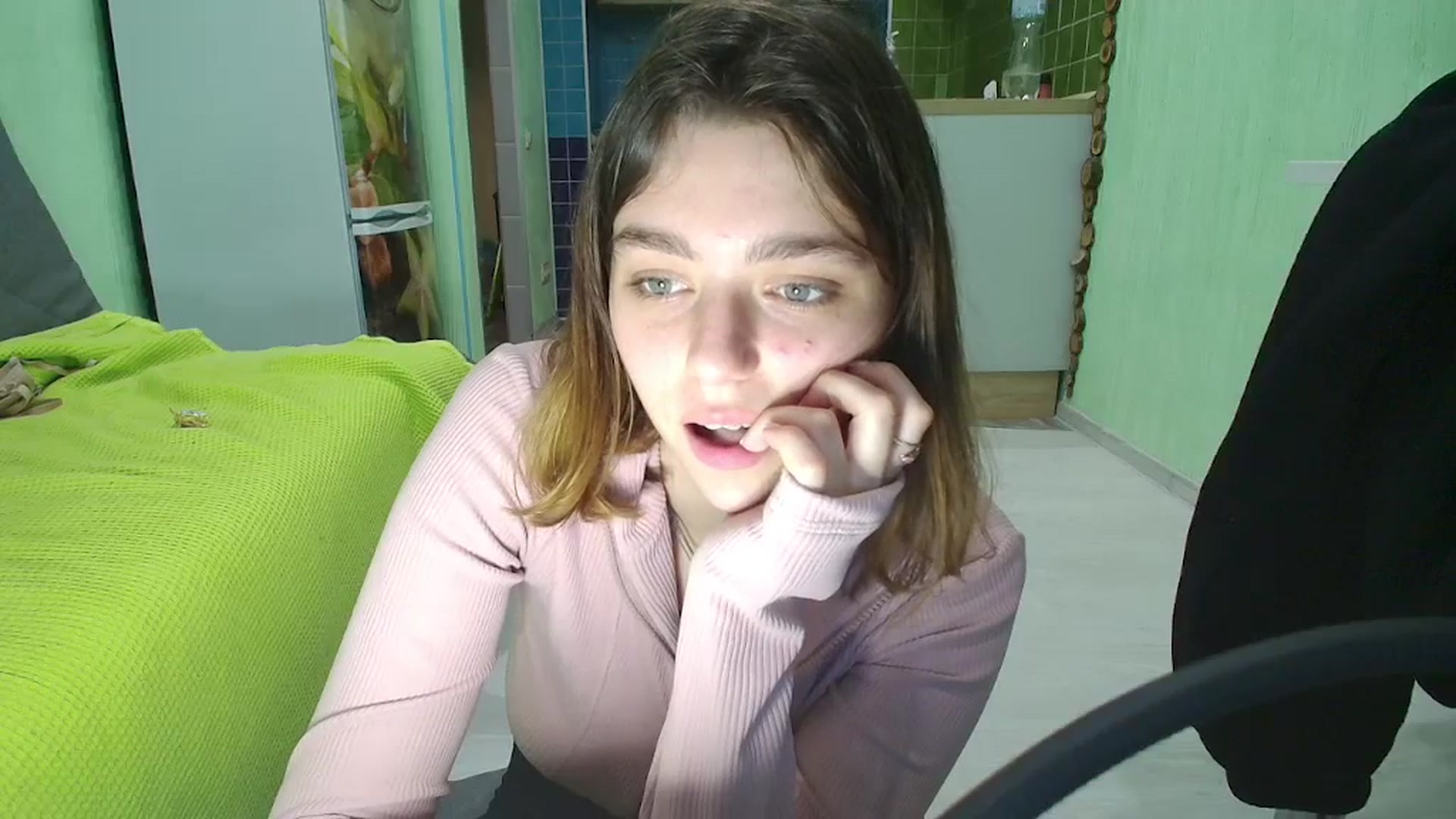 Gallery image thumbnail from Hot_Weells's myfreecams stream on, 09/19/2025, 23:58 image 17 of 20