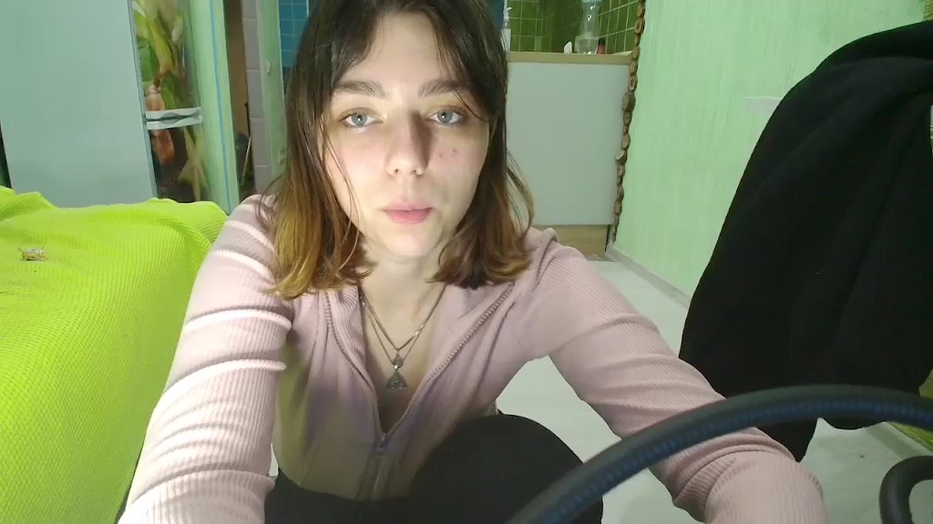 Gallery image thumbnail from Hot_Weells's myfreecams stream on, 09/19/2025, 23:58 image 20 of 20