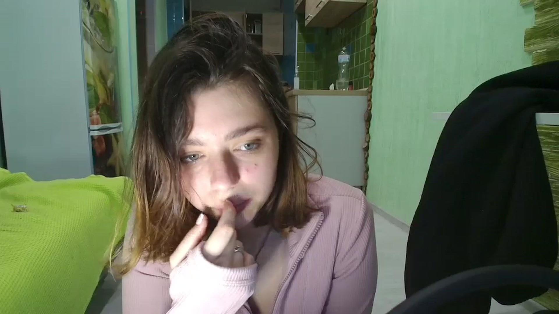Gallery image thumbnail from Hot_Weells's myfreecams stream on, 09/19/2025, 23:58 image 11 of 20