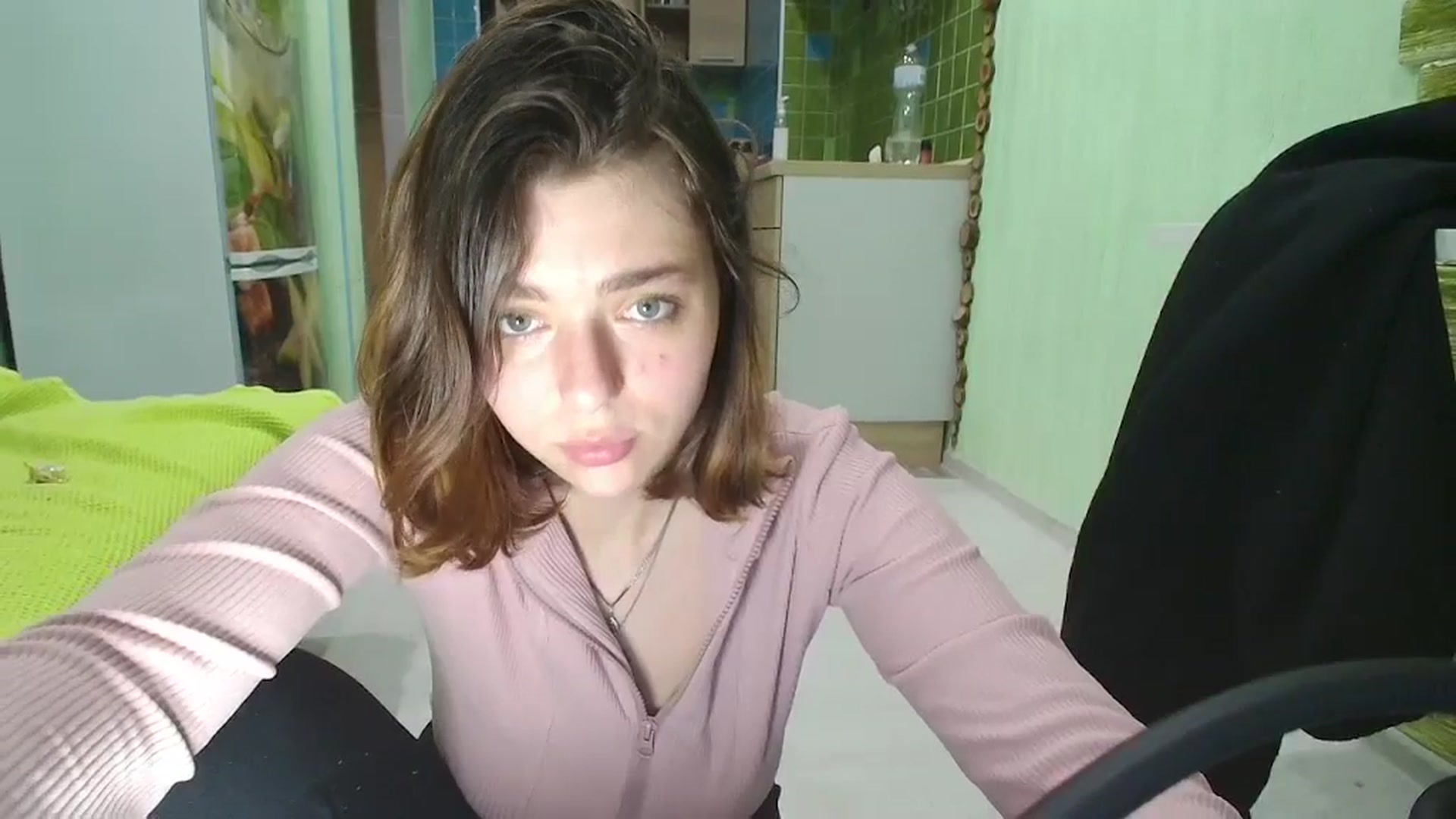 Gallery image thumbnail from Hot_Weells's myfreecams stream on, 09/19/2025, 23:58 image 13 of 20