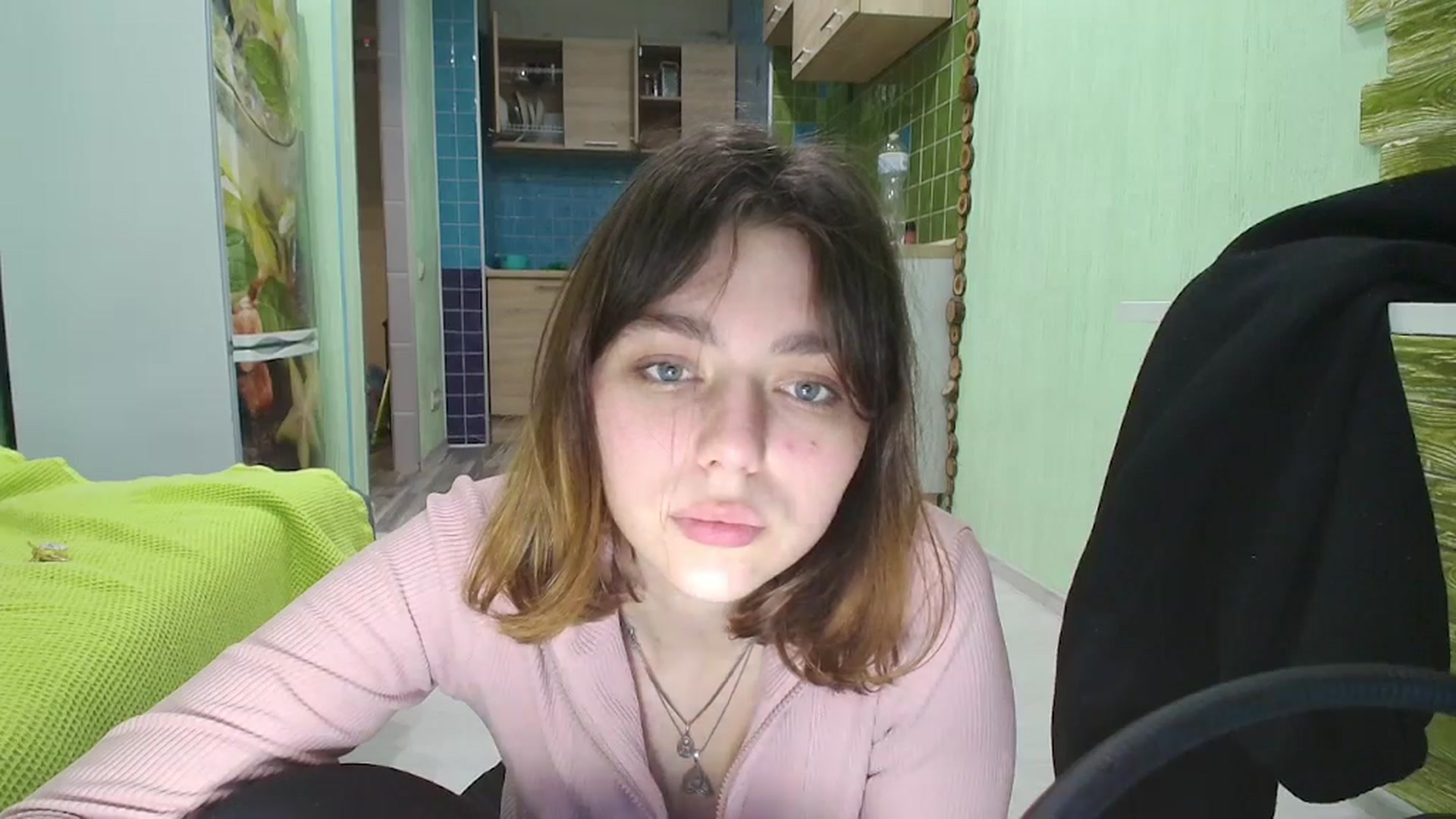 Gallery image thumbnail from Hot_Weells's myfreecams stream on, 09/19/2025, 23:58 image 9 of 20