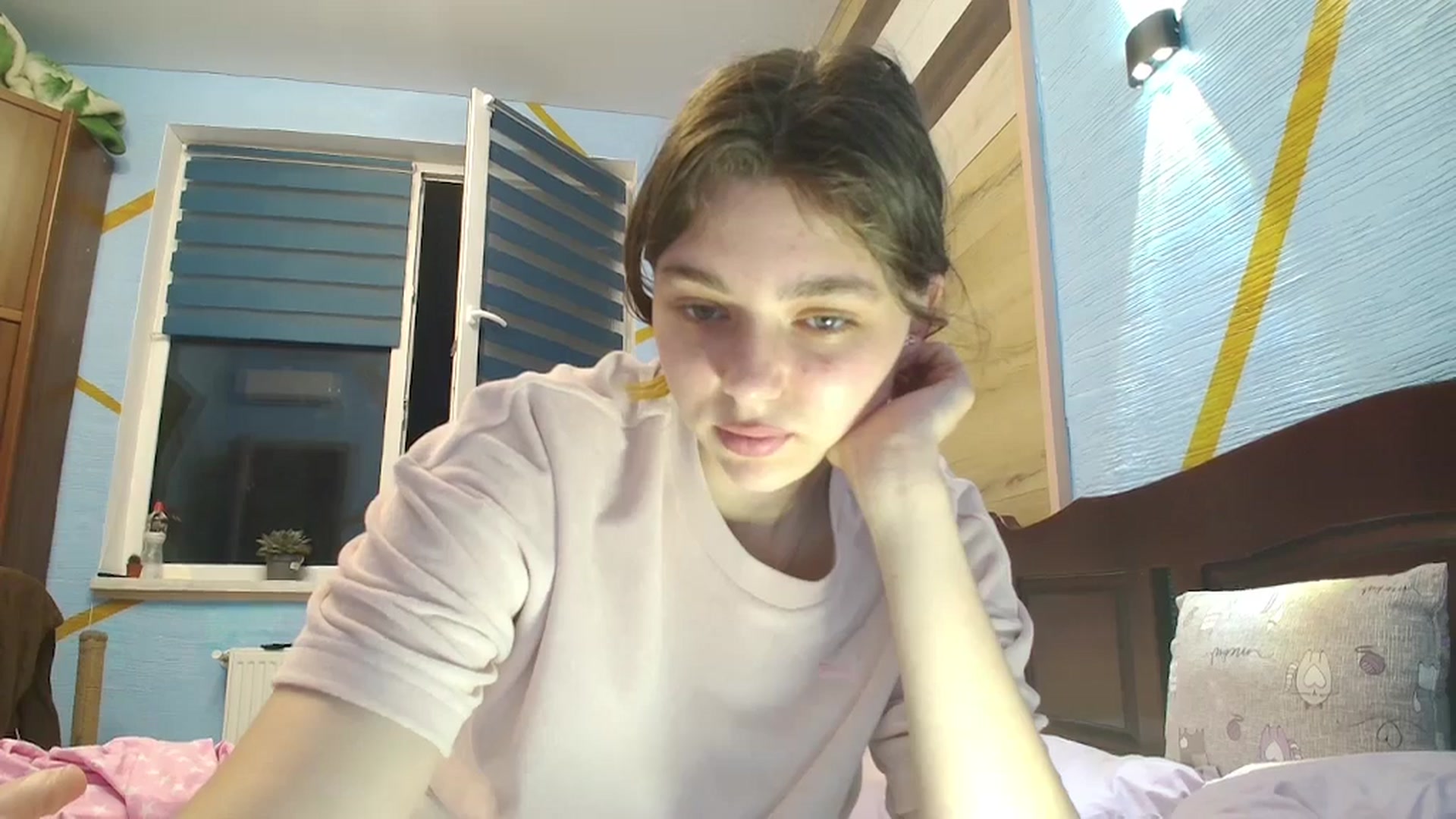 Gallery image thumbnail from Hot_Weells's myfreecams stream on, 09/24/2025, 16:44 image 6 of 20
