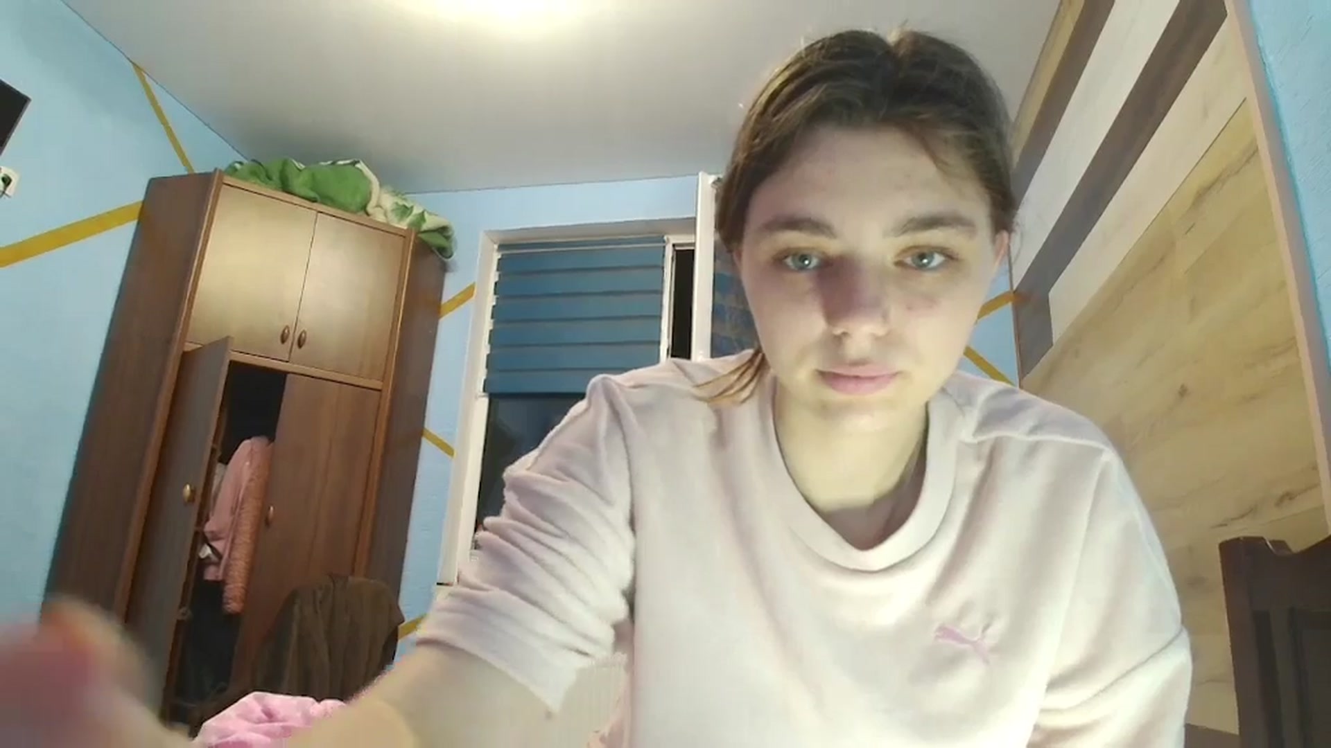 Gallery image thumbnail from Hot_Weells's myfreecams stream on, 09/24/2025, 18:15 image 20 of 20
