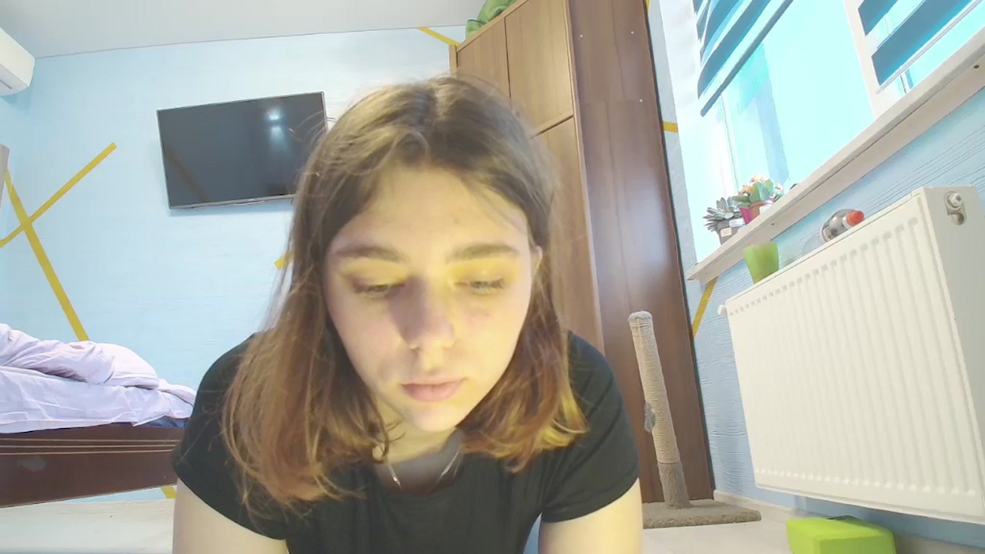 Gallery image thumbnail from Hot_Weells's myfreecams stream on, 10/13/2025, 14:58 image 3 of 20