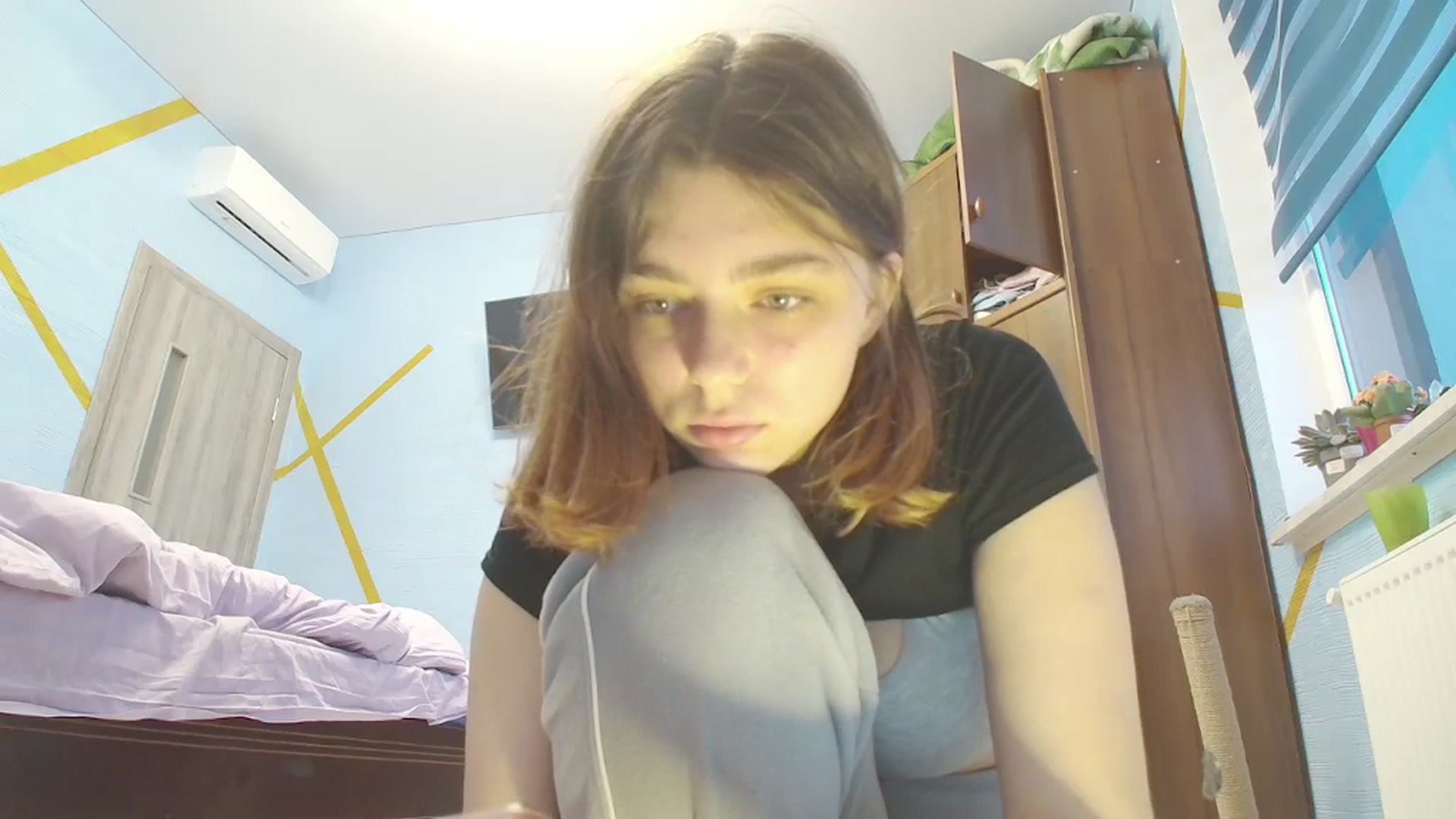 Gallery image thumbnail from Hot_Weells's myfreecams stream on, 10/13/2025, 15:16 image 19 of 20