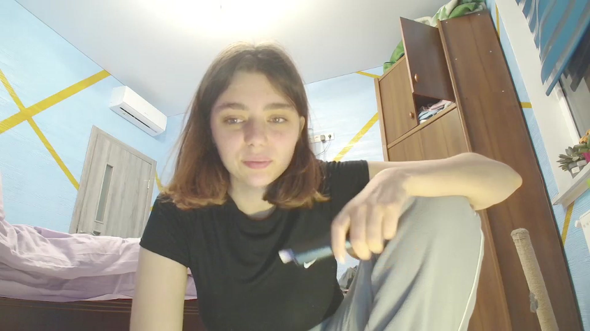 Gallery image thumbnail from Hot_Weells's myfreecams stream on, 10/13/2025, 15:55 image 6 of 20