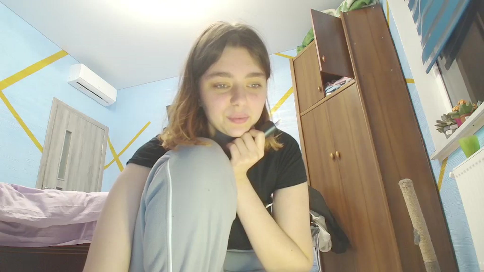 Gallery image thumbnail from Hot_Weells's myfreecams stream on, 10/13/2025, 15:55 image 9 of 20