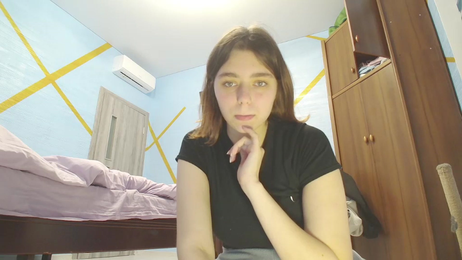 Gallery image thumbnail from Hot_Weells's myfreecams stream on, 10/13/2025, 15:55 image 2 of 20