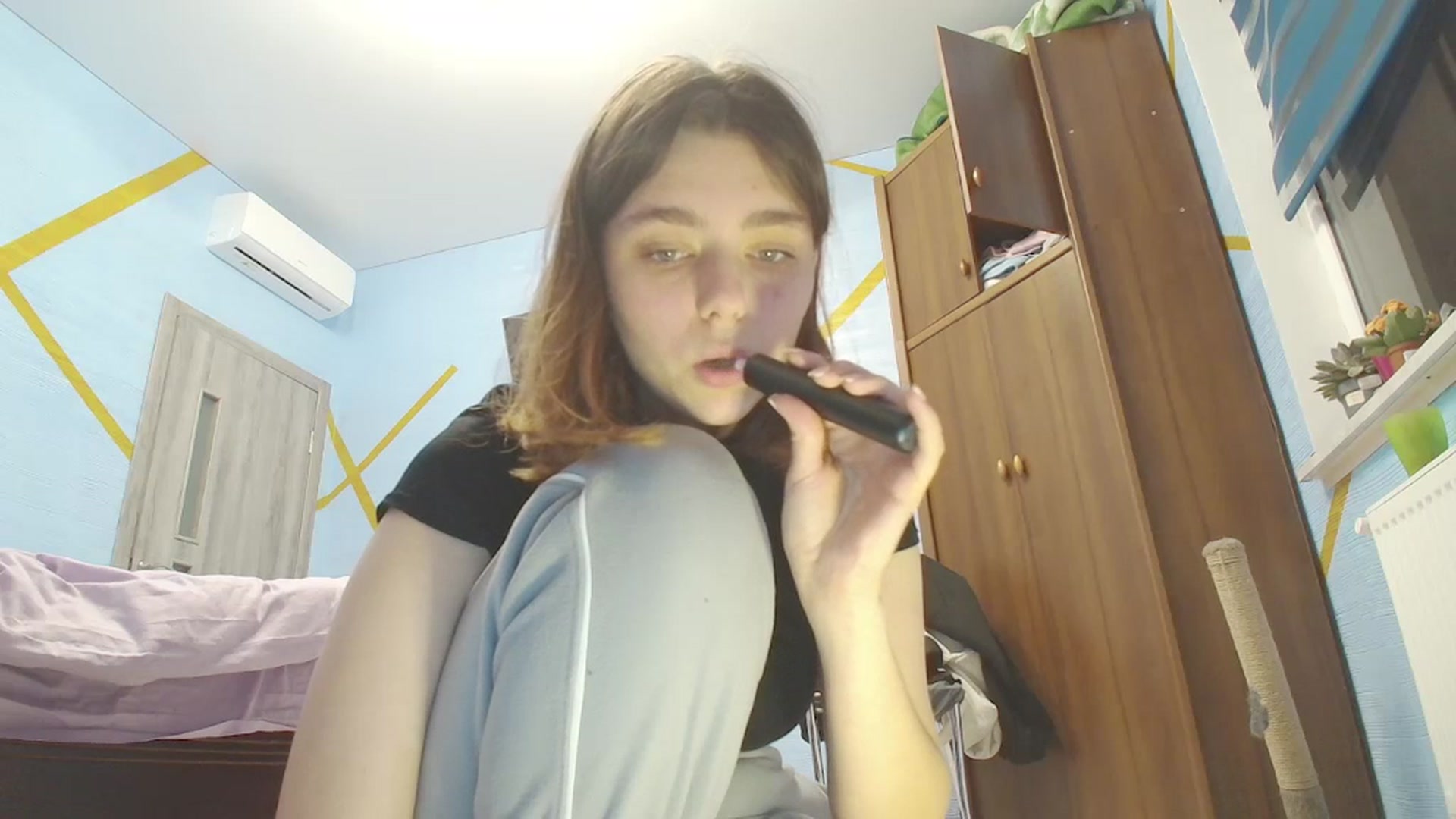 Gallery image thumbnail from Hot_Weells's myfreecams stream on, 10/13/2025, 15:55 image 10 of 20