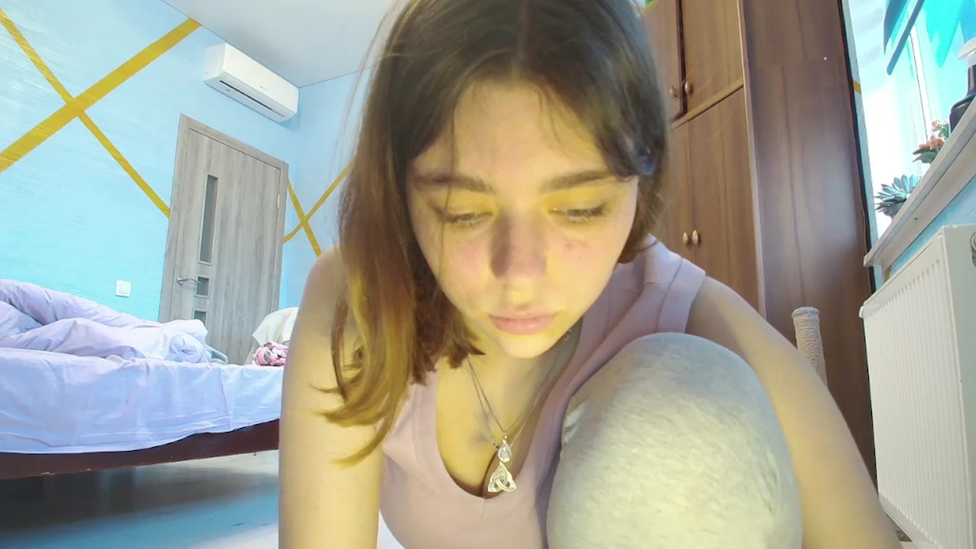 Gallery image thumbnail from Hot_Weells's myfreecams stream on, 10/18/2025, 14:14 image 19 of 20