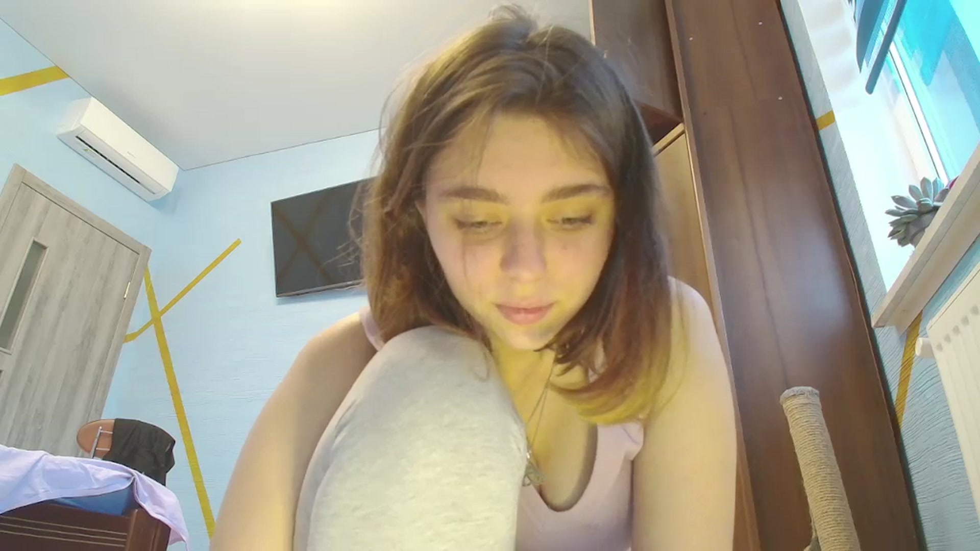 Gallery image thumbnail from Hot_Weells's myfreecams stream on, 10/19/2025, 14:42 image 8 of 20