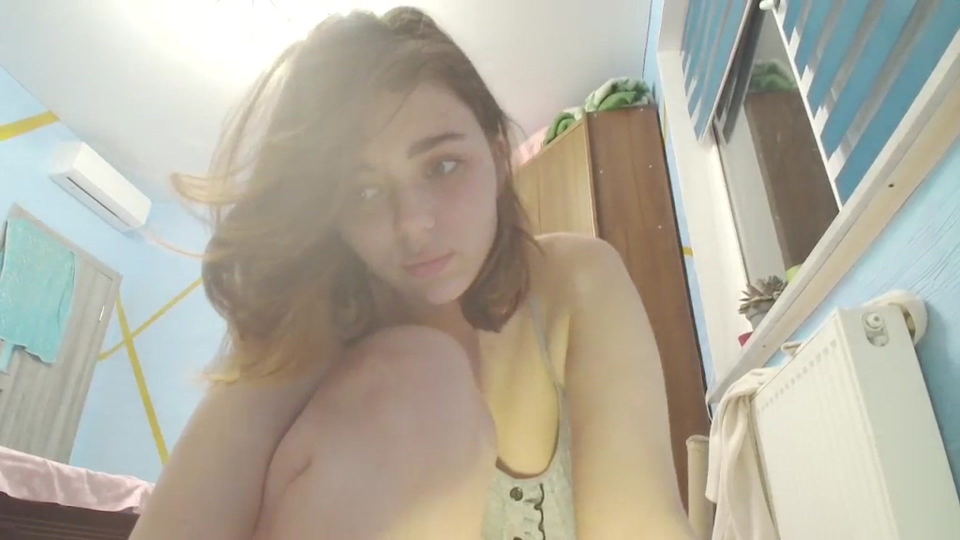 Gallery image thumbnail from Hot_Weells's myfreecams stream on, 11/15/2025, 18:31 image 4 of 20