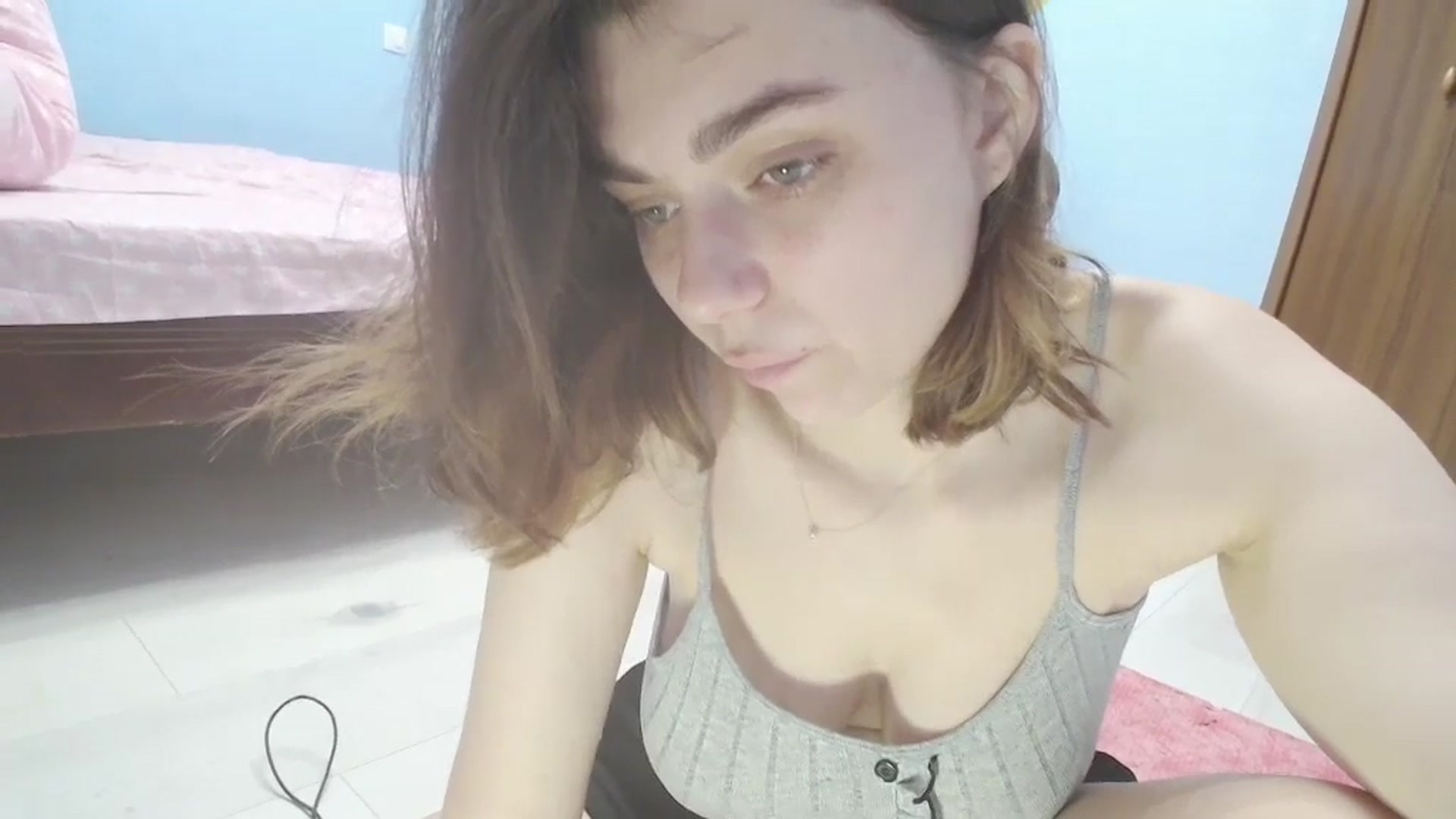 Gallery image thumbnail from Hot_Weells's myfreecams stream on, 11/15/2025, 18:31 image 9 of 20