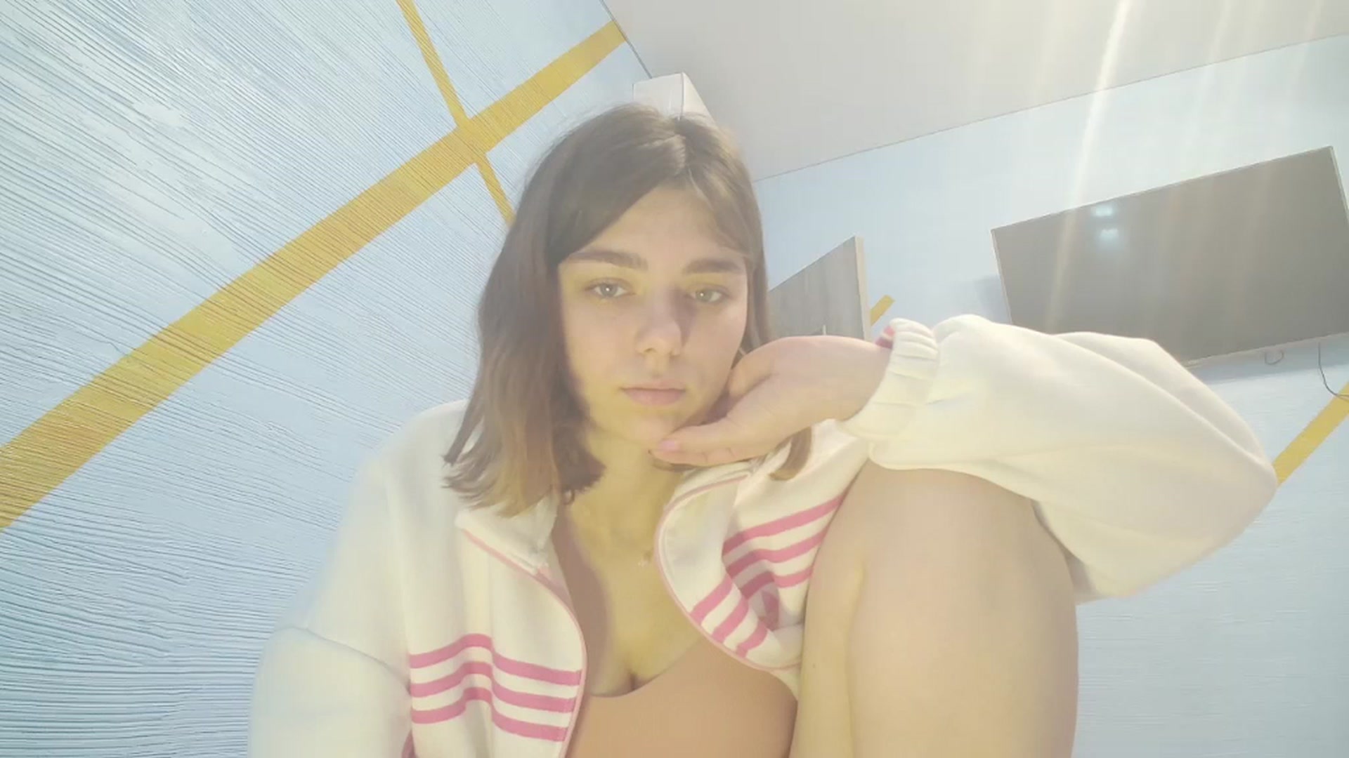 Gallery image thumbnail from Hot_Weells's myfreecams stream on, 12/01/2025, 15:27 image 2 of 20