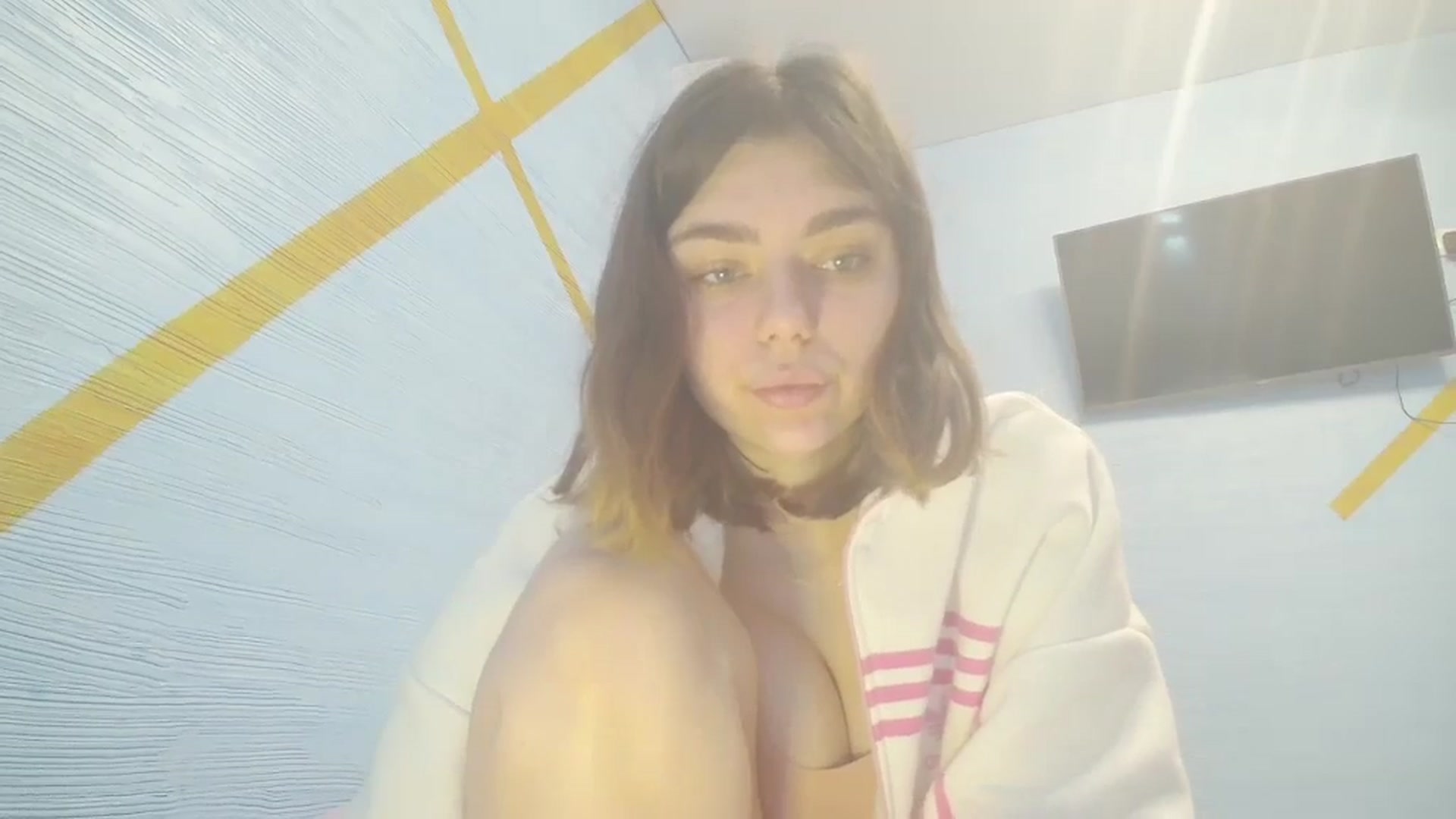 Gallery image thumbnail from Hot_Weells's myfreecams stream on, 12/01/2025, 15:27 image 5 of 20