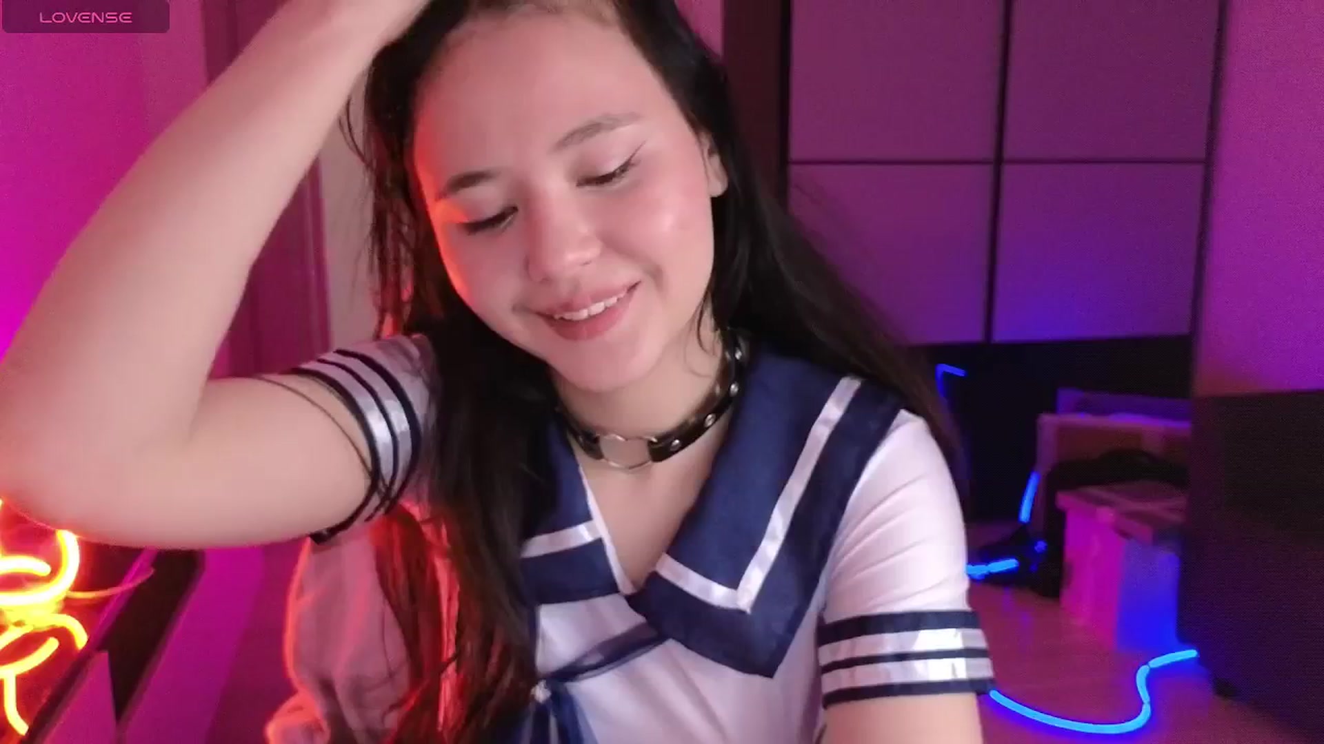 Gallery image thumbnail from Hot_goodness's myfreecams stream on, 10/14/2025, 16:21 image 14 of 20