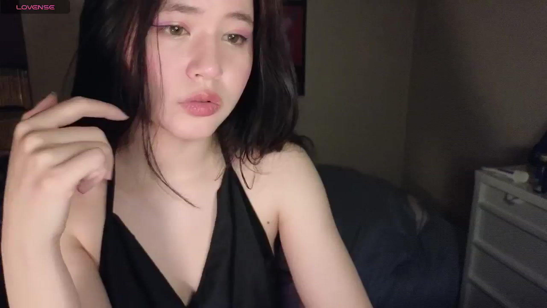 Gallery image thumbnail from Hot_goodness's myfreecams stream on, 04/14/2026, 17:29 image 2 of 20