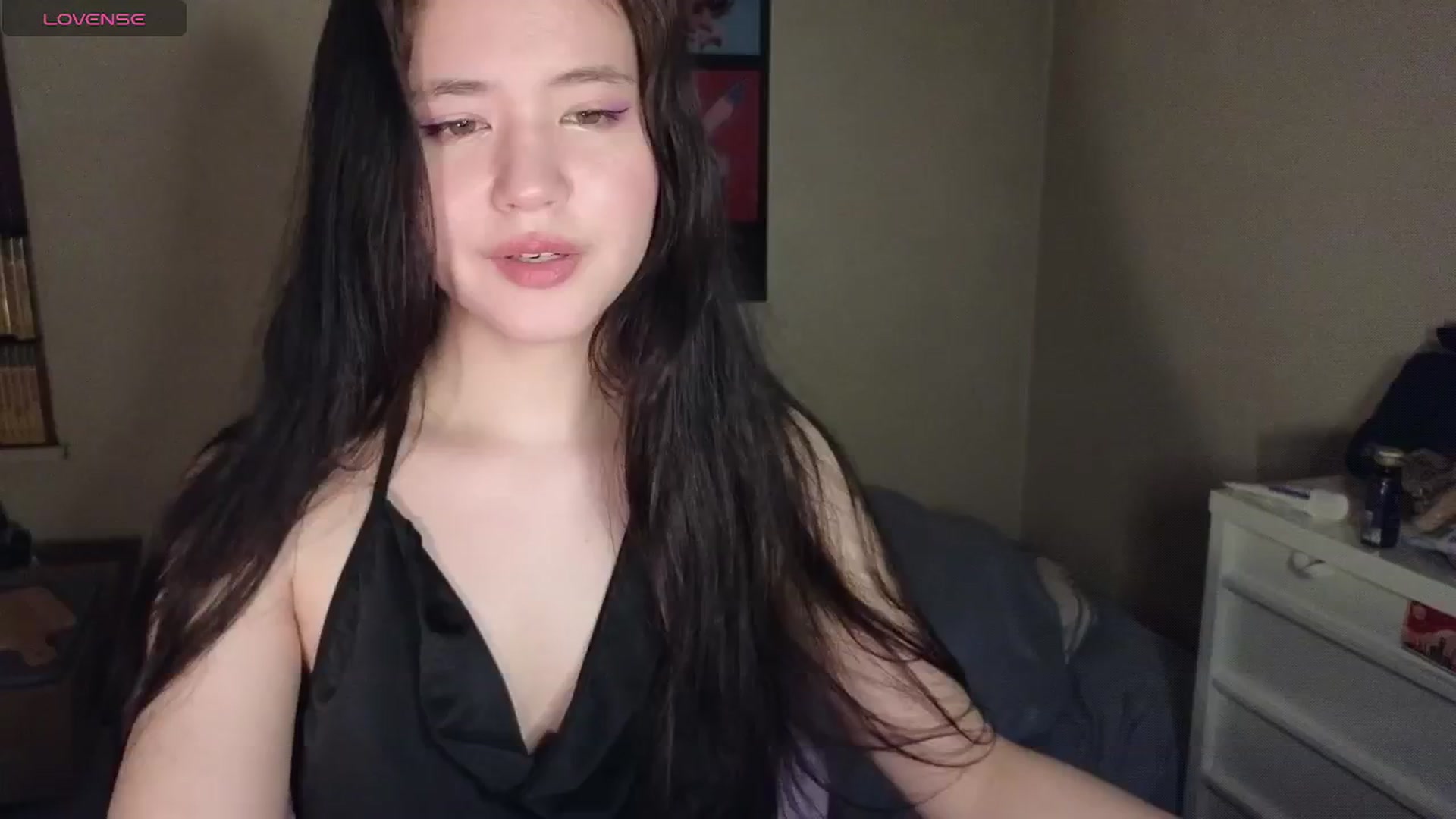 Gallery image thumbnail from Hot_goodness's myfreecams stream on, 04/14/2026, 17:29 image 10 of 20