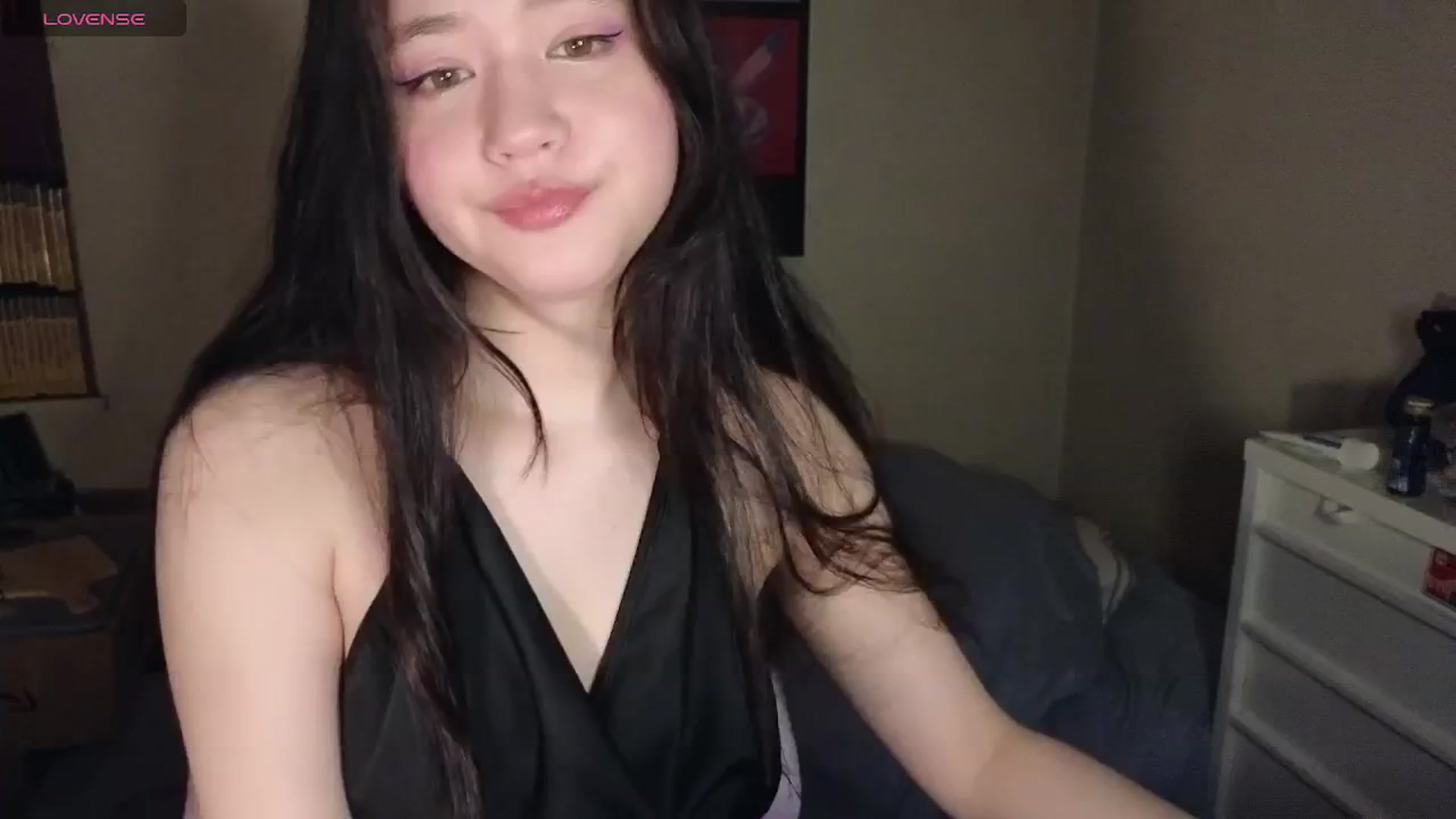Gallery image thumbnail from Hot_goodness's myfreecams stream on, 04/14/2026, 17:29 image 1 of 20