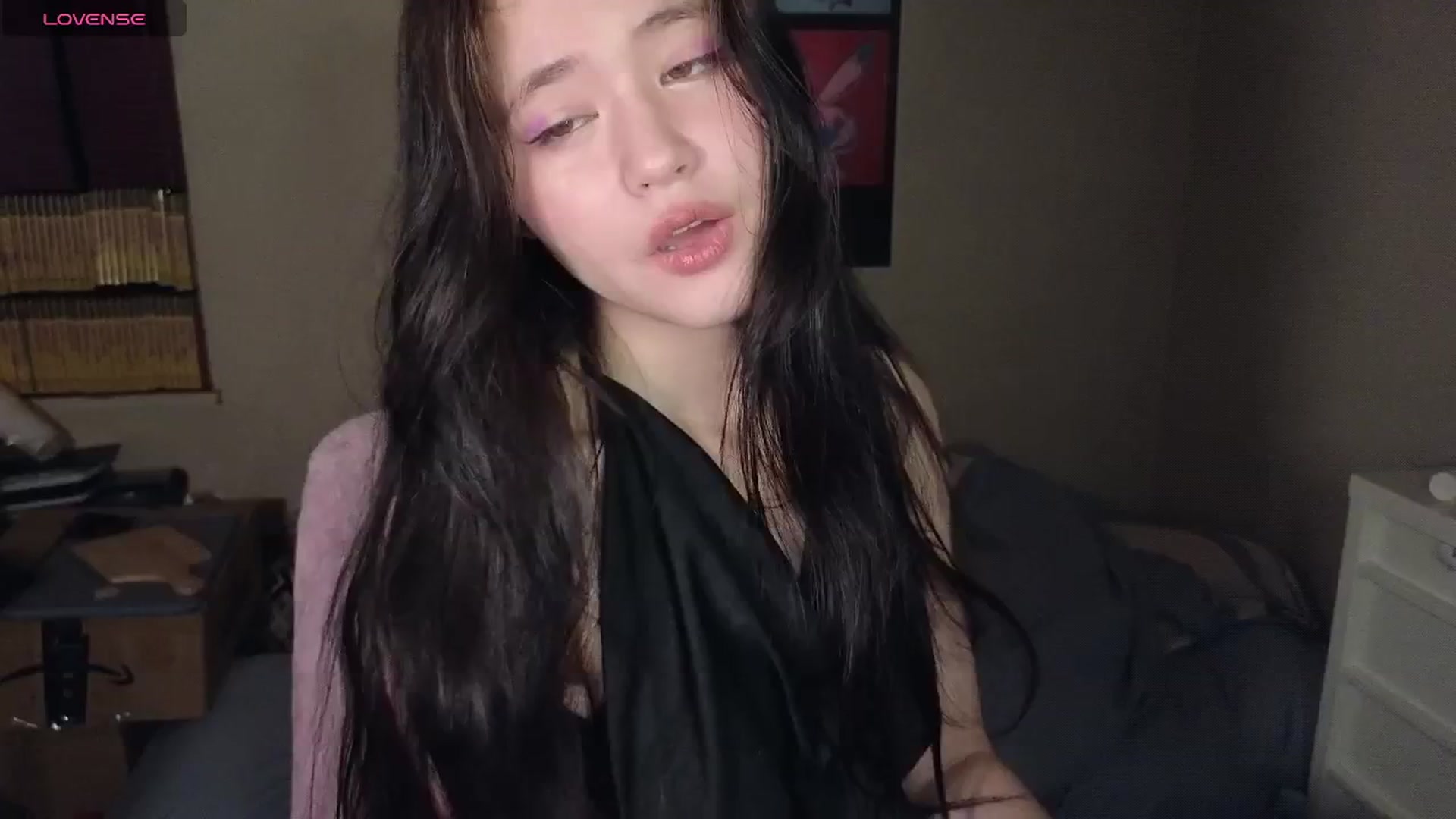 Gallery image thumbnail from Hot_goodness's myfreecams stream on, 04/15/2026, 20:25 image 5 of 20