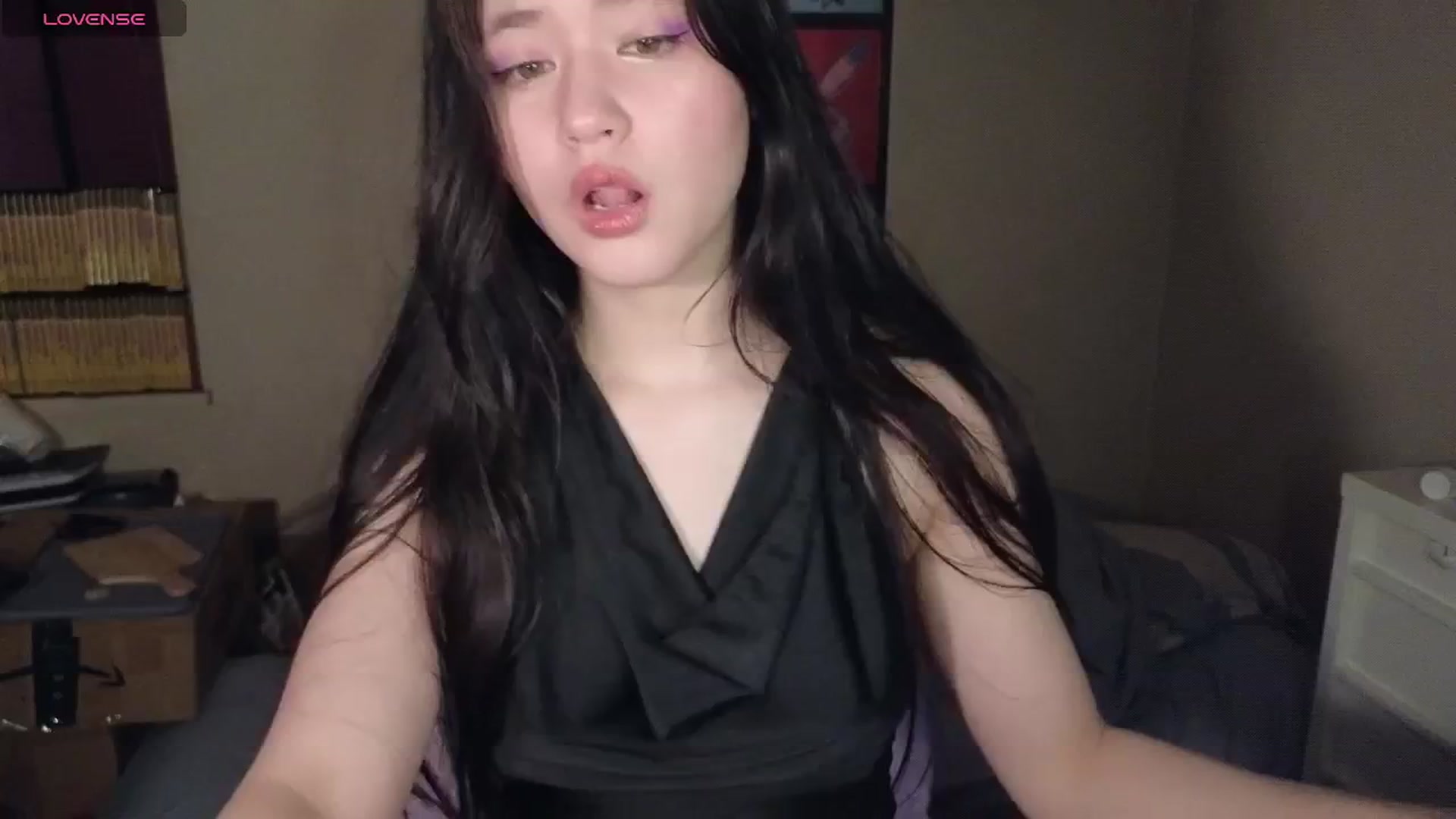 Gallery image thumbnail from Hot_goodness's myfreecams stream on, 04/15/2026, 20:25 image 8 of 20