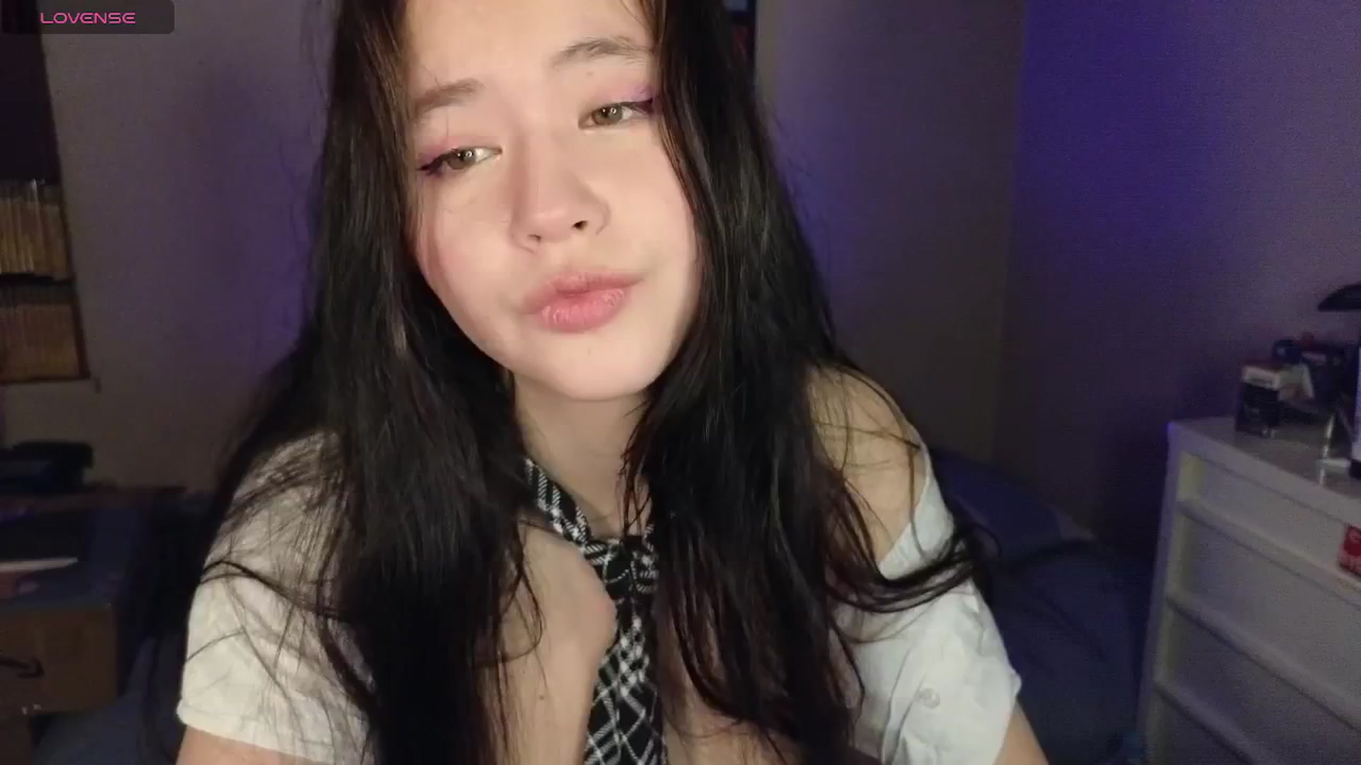 Gallery image thumbnail from Hot_goodness's myfreecams stream on, 04/19/2026, 19:00 image 14 of 20