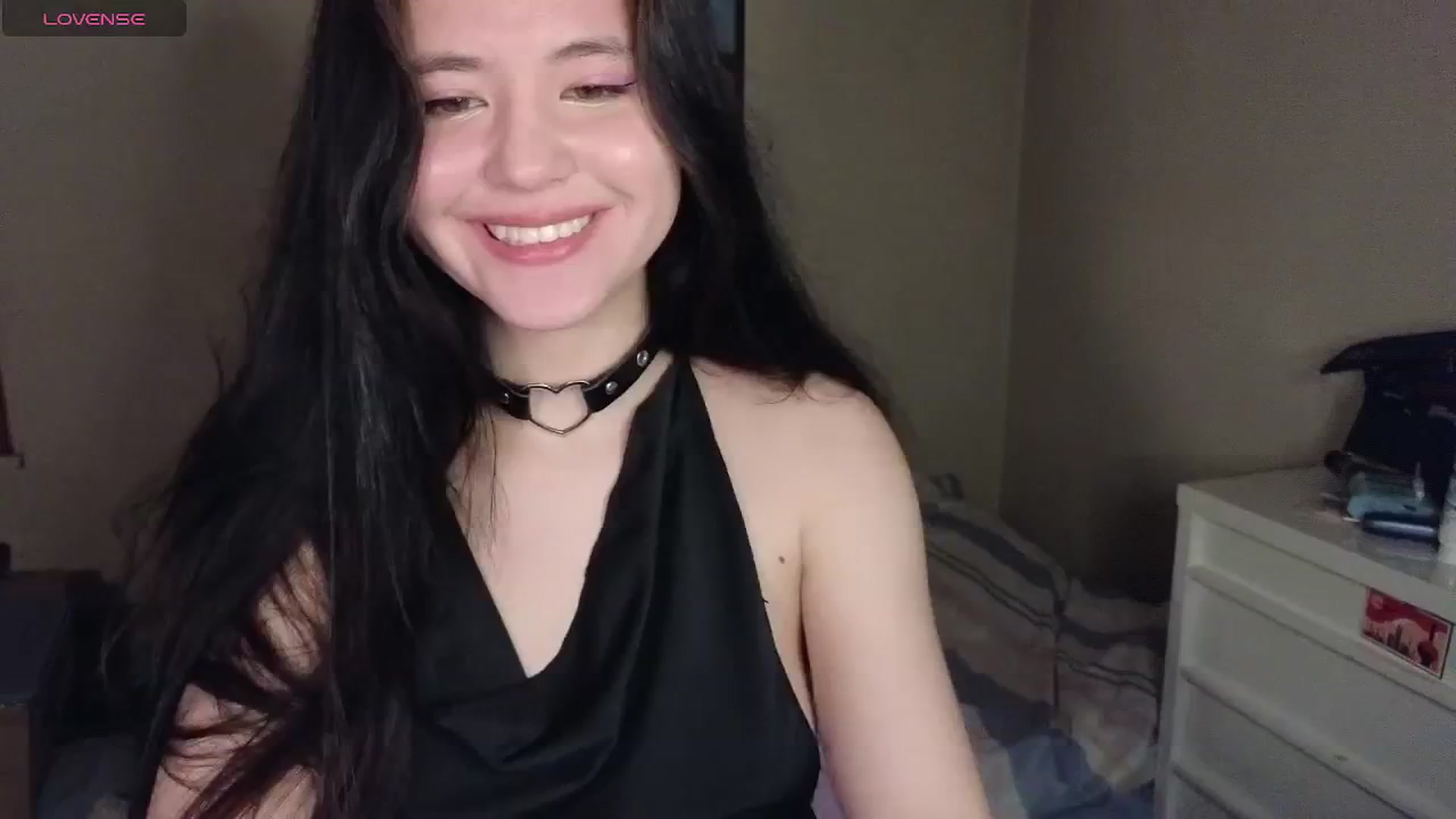 Gallery image thumbnail from Hot_goodness's myfreecams stream on, 04/26/2026, 19:54 image 17 of 20